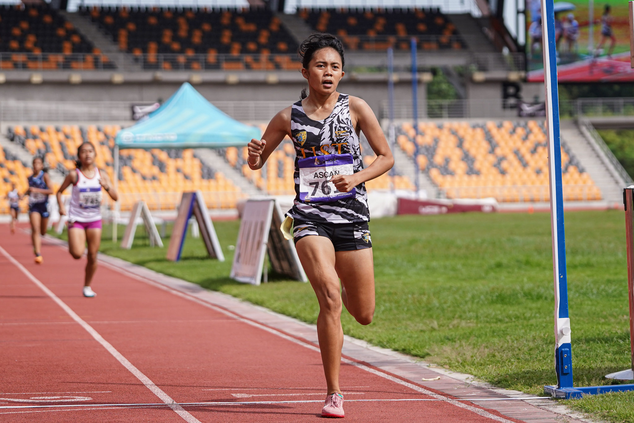 UAAP-88-Athletics-1500m-Girls-ASCAN-Liana-06802 Adamson leaps to UAAP Girls Athletics pole after Day 3, collects 8 silvers, bronze AdU DLSU News NU Track & Field UAAP UE UST - philippine sports news