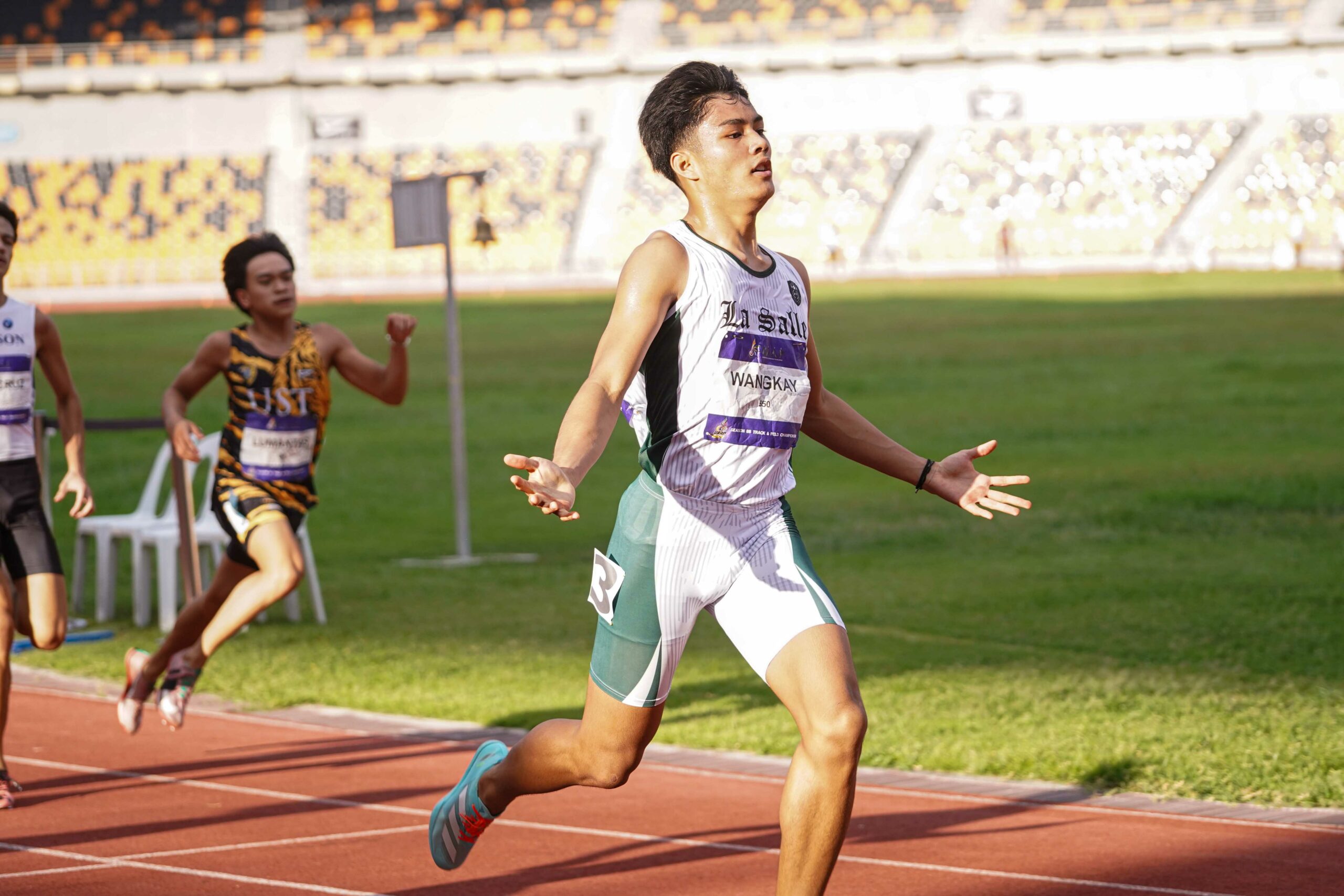 UAAP-88-Athletics-200m-Boys-WANGKAY-Pi-Durden-00769-scaled NUNS's Aguinaldo shatters Illac Diaz's UAAP boys' long jump record as UST extends lead in HS Athletics ADMU AdU DLSU News NU Track & Field UAAP UE UST - philippine sports news