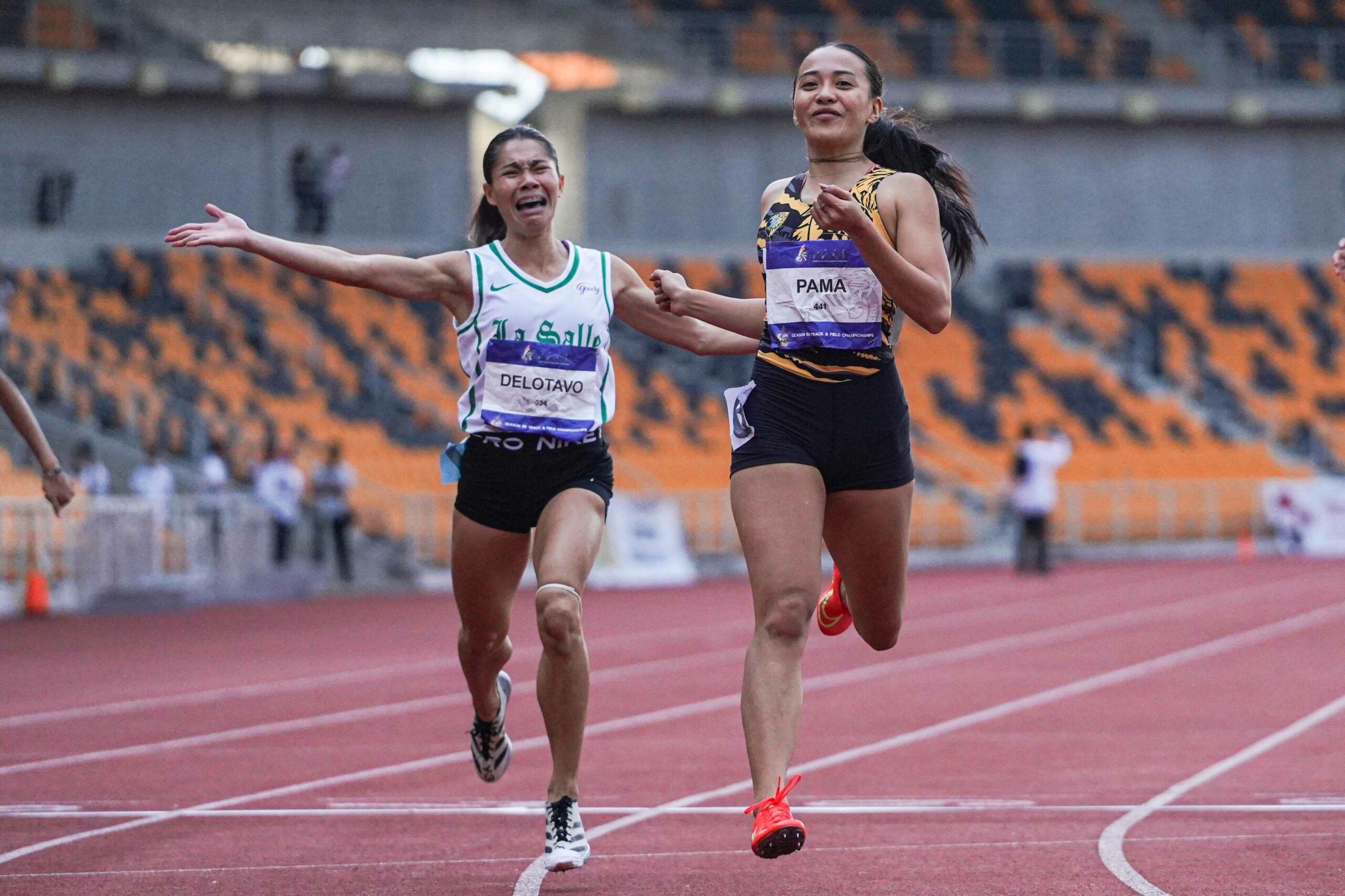UAAP-88-Athletics-200m-Womens-PAMA-DELOTAVO-00810-scaled Magtubo’s record 5,000m win puts FEU ahead in UAAP Women’s Athletics ADMU AdU DLSU FEU News NU Track & Field UAAP UE UP UST - philippine sports news