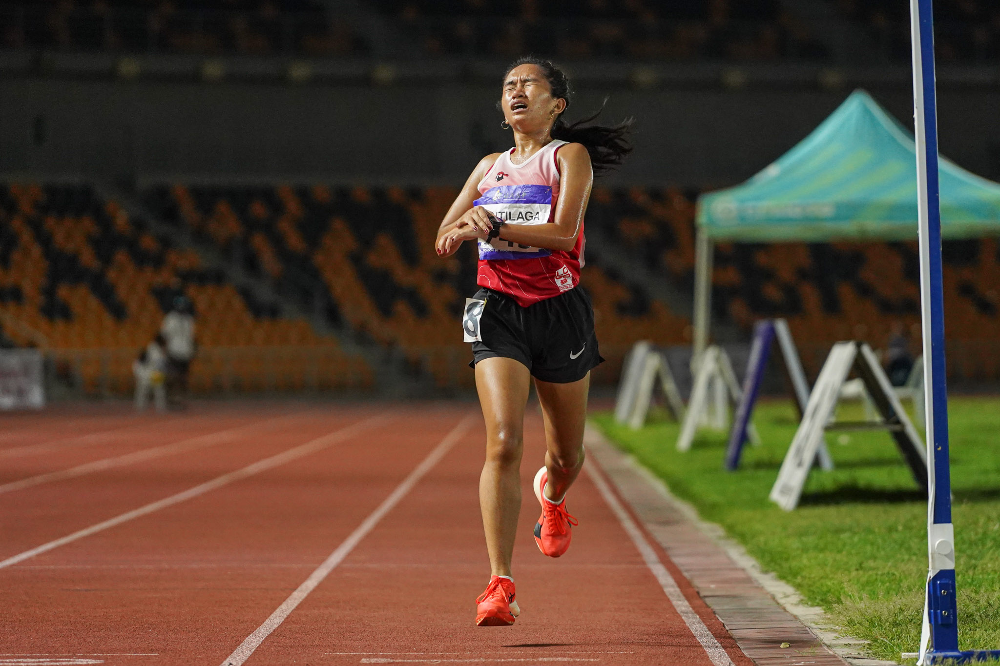UAAP-88-Athletics-5000m-Walk-Race-Girls-FANTILAGA-Shaira-07899 Adamson leaps to UAAP Girls Athletics pole after Day 3, collects 8 silvers, bronze AdU DLSU News NU Track & Field UAAP UE UST - philippine sports news