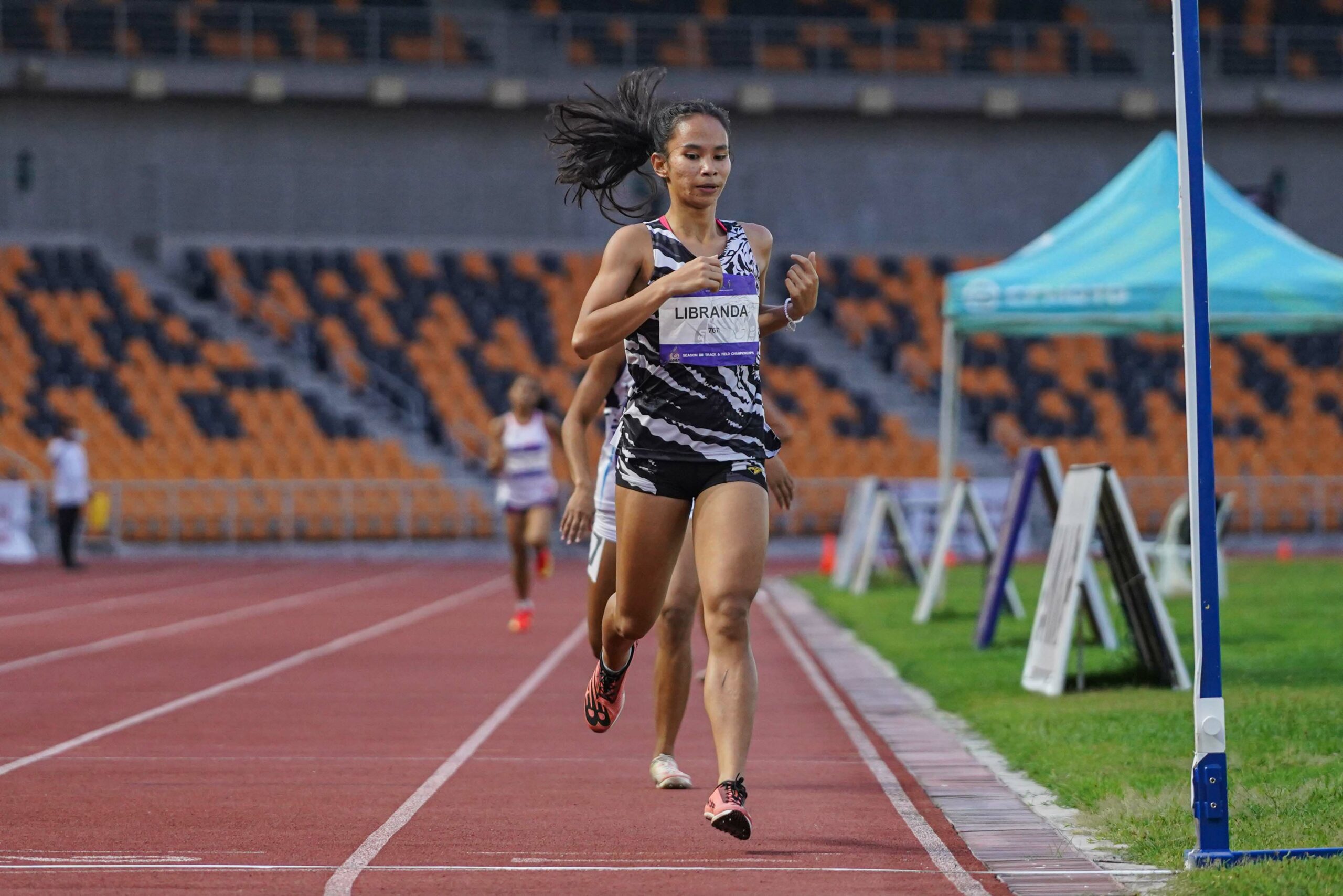 UAAP-88-Athletics-800m-Hepta-7-Girls-LIBRANDA-00937-scaled NUNS's Aguinaldo shatters Illac Diaz's UAAP boys' long jump record as UST extends lead in HS Athletics ADMU AdU DLSU News NU Track & Field UAAP UE UST - philippine sports news