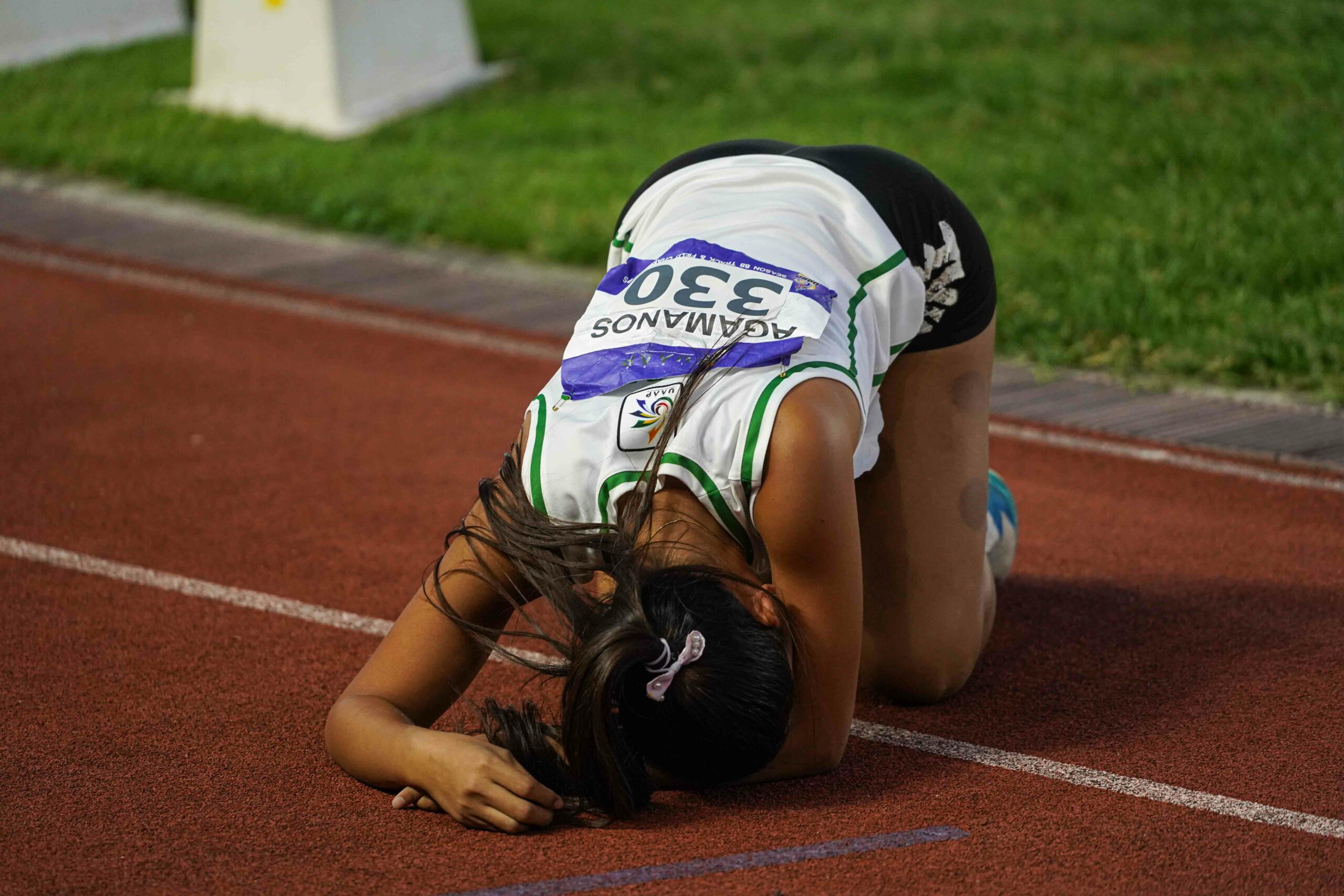 UAAP-88-Athletics-800m-Hepta-7-Womens-AGAMANOS-Abcd-01071-scaled Magtubo’s record 5,000m win puts FEU ahead in UAAP Women’s Athletics ADMU AdU DLSU FEU News NU Track & Field UAAP UE UP UST - philippine sports news