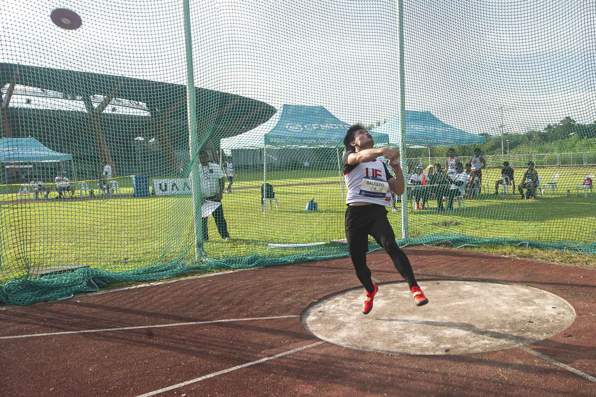 UAAP-S88-Athletics-Discus-Throw-Boys-Josh-Gabriel-Salcedo-2 NUNS's Aguinaldo shatters Illac Diaz's UAAP boys' long jump record as UST extends lead in HS Athletics ADMU AdU DLSU News NU Track & Field UAAP UE UST - philippine sports news