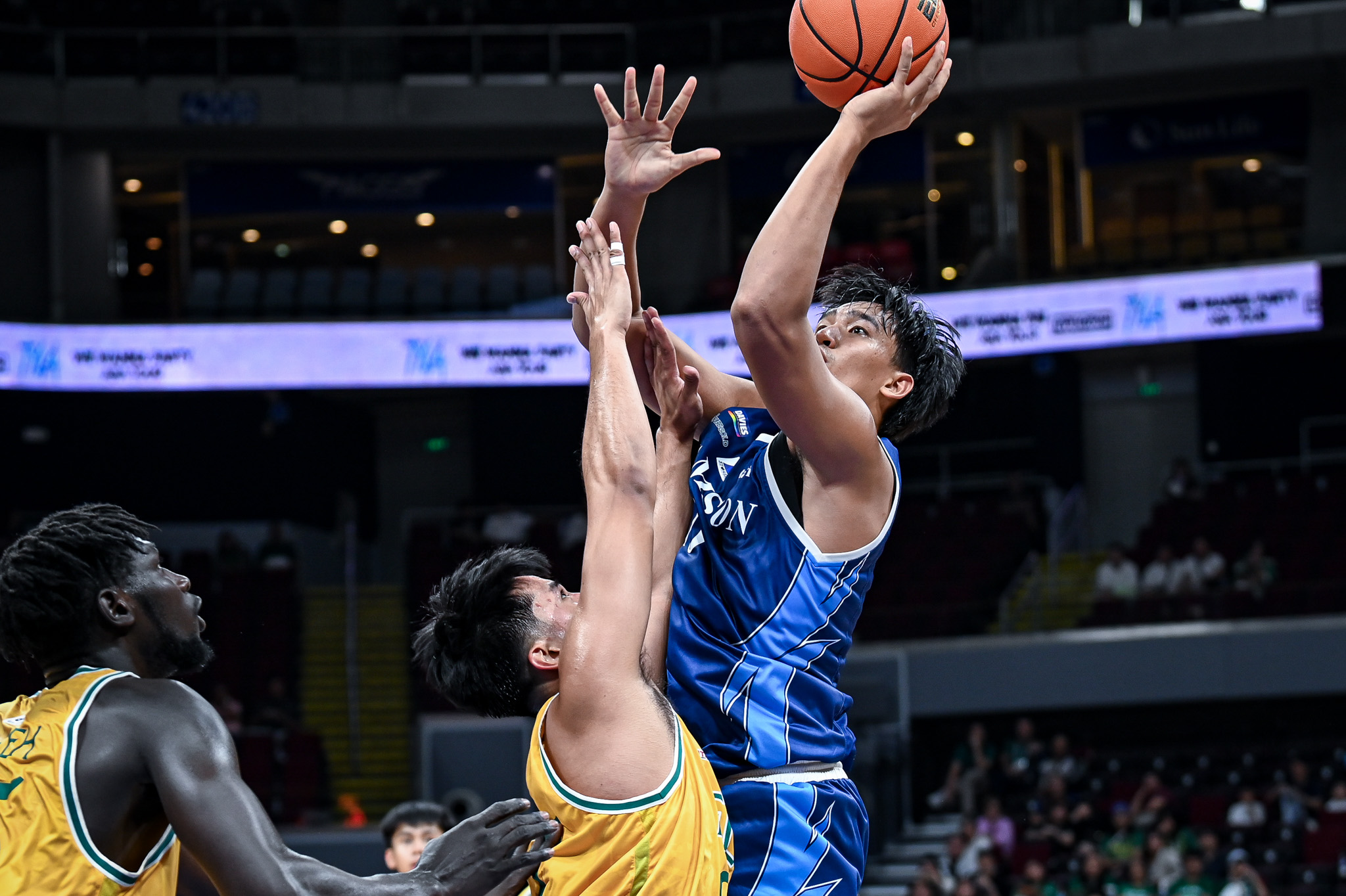 UAAP88-MBB-CEDRICK-MANZANO-6705 Cabanero joins Biñan Tatak Gel; Manzano, Abate head to Quezon Basketball MPBL News - philippine sports news