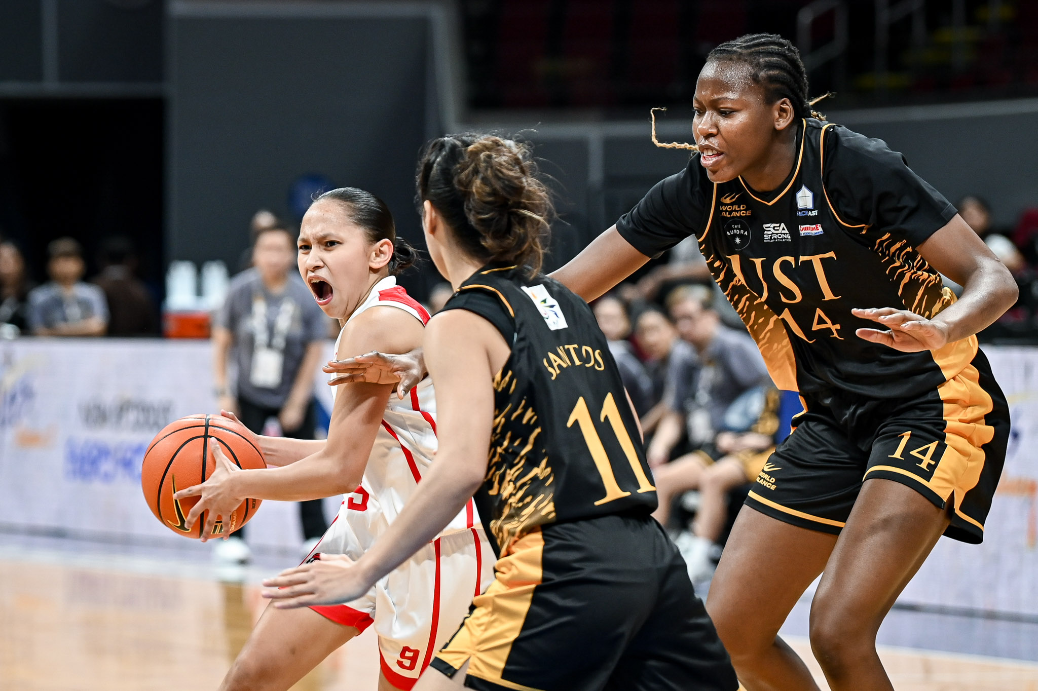 UAAP88-WBB-SYVIL-ONATE-5375 UAAP Women's Basketball: Pastrana scores career-high 35 as UST routs UE by 75, eyes twice-to-beat edge Basketball News UAAP UE UST - philippine sports news