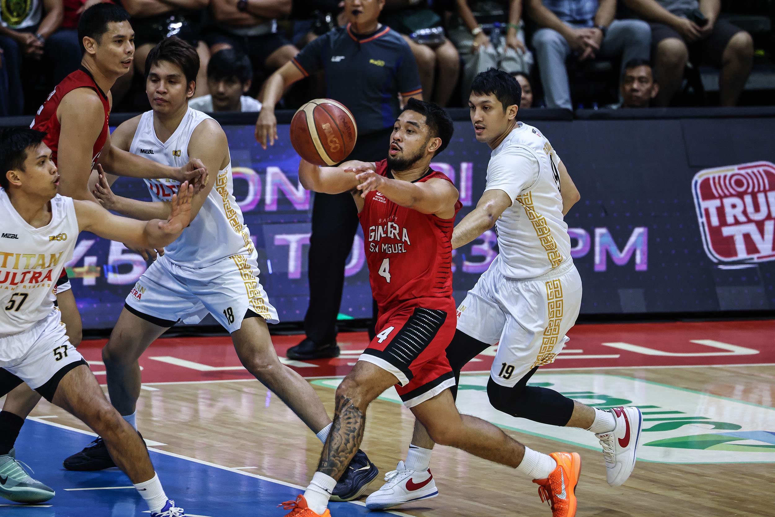 2025-26-PBA-Philippine-Cup-Ginebra-vs-Titan-Ultra-RJ-Abarrientos PBA: Ginebra storms back past Titan Ultra, locks in Converge QF clash Basketball News PBA - philippine sports news