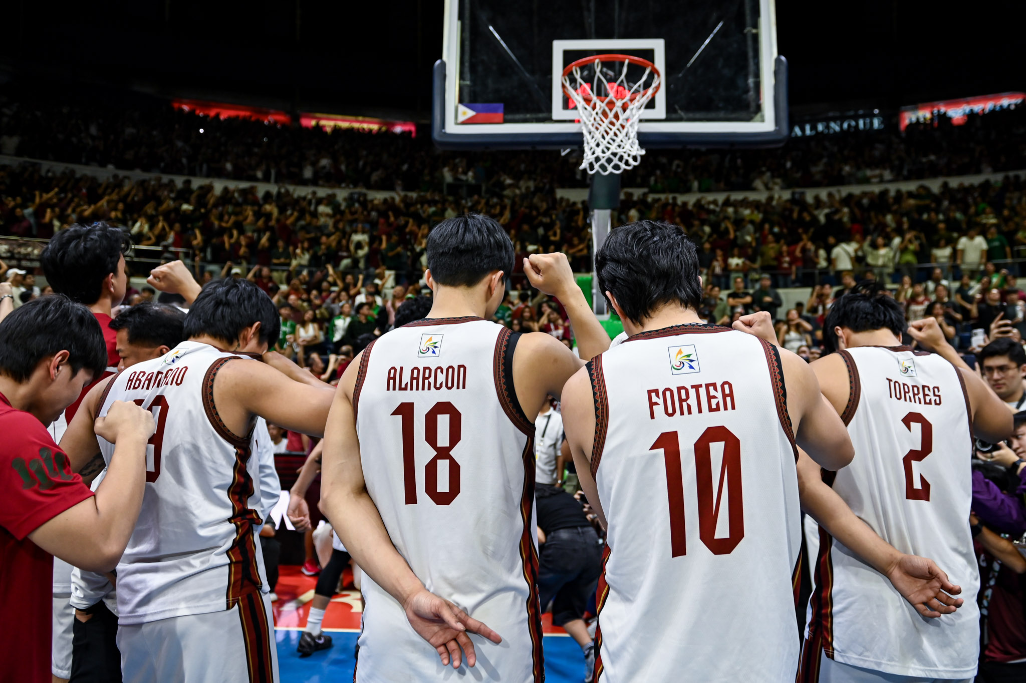 UAAP-88-MBB-Finals-G3-UP-vs.-DLSU-REYLAND-TORRES-TERRENCE-FORTEA-HAROLD-ALARCON-JANJAN-FELICILDA-GERRY-ABADIANO-8669 The Year That Was: The UAAP's Bullpups era nears its end Bandwagon Wire Basketball DLSU NU UAAP UP Volleyball - philippine sports news