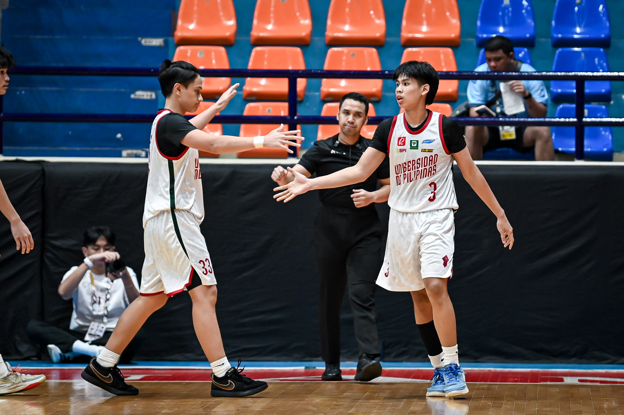 UAAP88-HSBBB-JHUSTIN-HALLARE-BRUCE-TUBONGBANUA-0160 FEU-D dominates UPIS, claims solo second in UAAP Boys Basketball AdU Basketball FEU News UAAP UE UP - philippine sports news