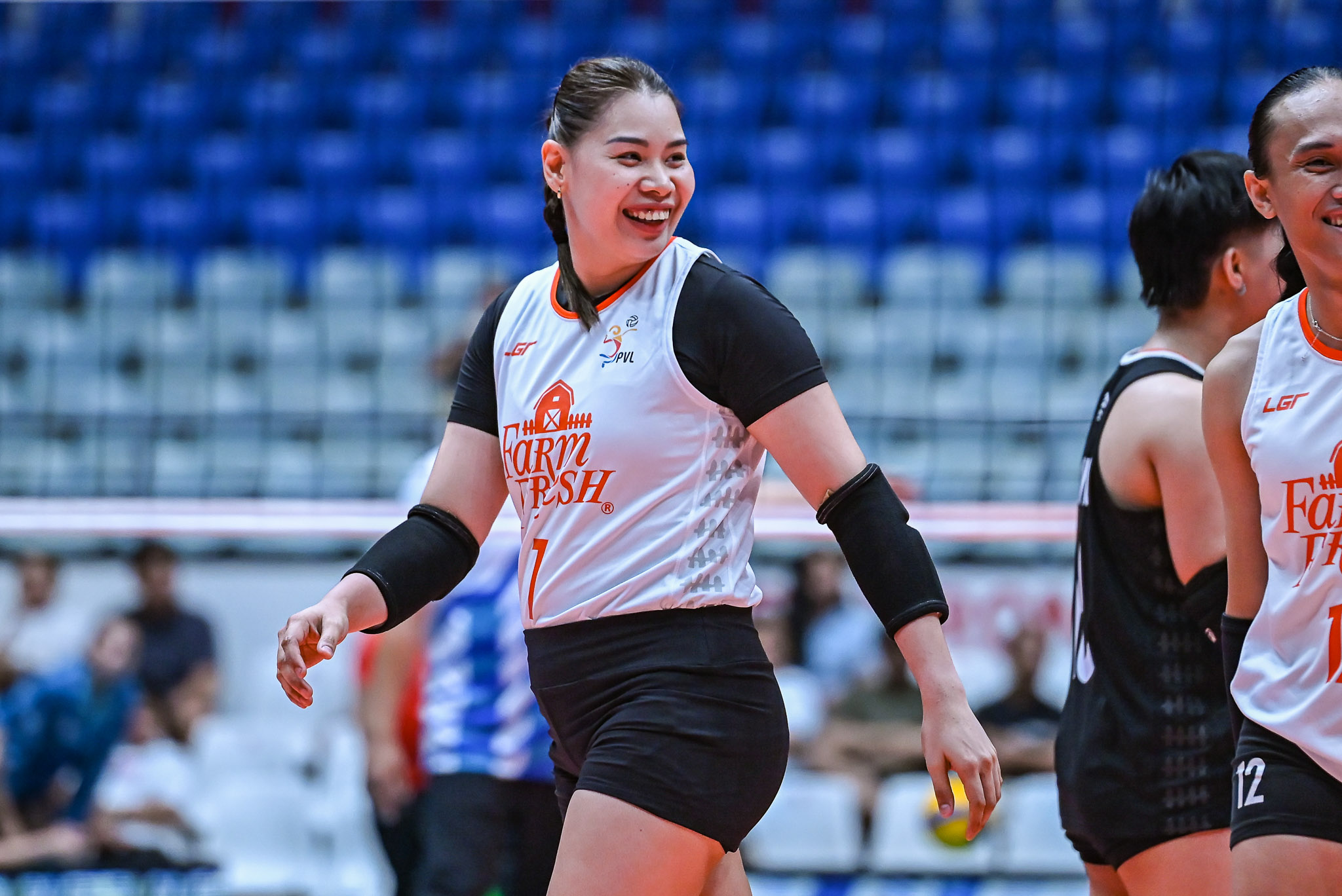 PVL-AFC-26-Farm-Fresh-vs.-Galeries-Ces-Molina-3448 Farm Fresh sweeps Galeries Tower for breakthrough win in PVL AFC News PVL Volleyball - philippine sports news