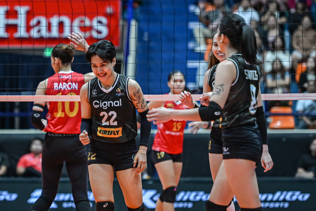 PVL-AFC-26-PLDT-vs.-Cignal-Gel-Cayuna-4643-1024x684 Cignal bounces back, deals PLDT first loss News PVL Volleyball  - philippine sports news
