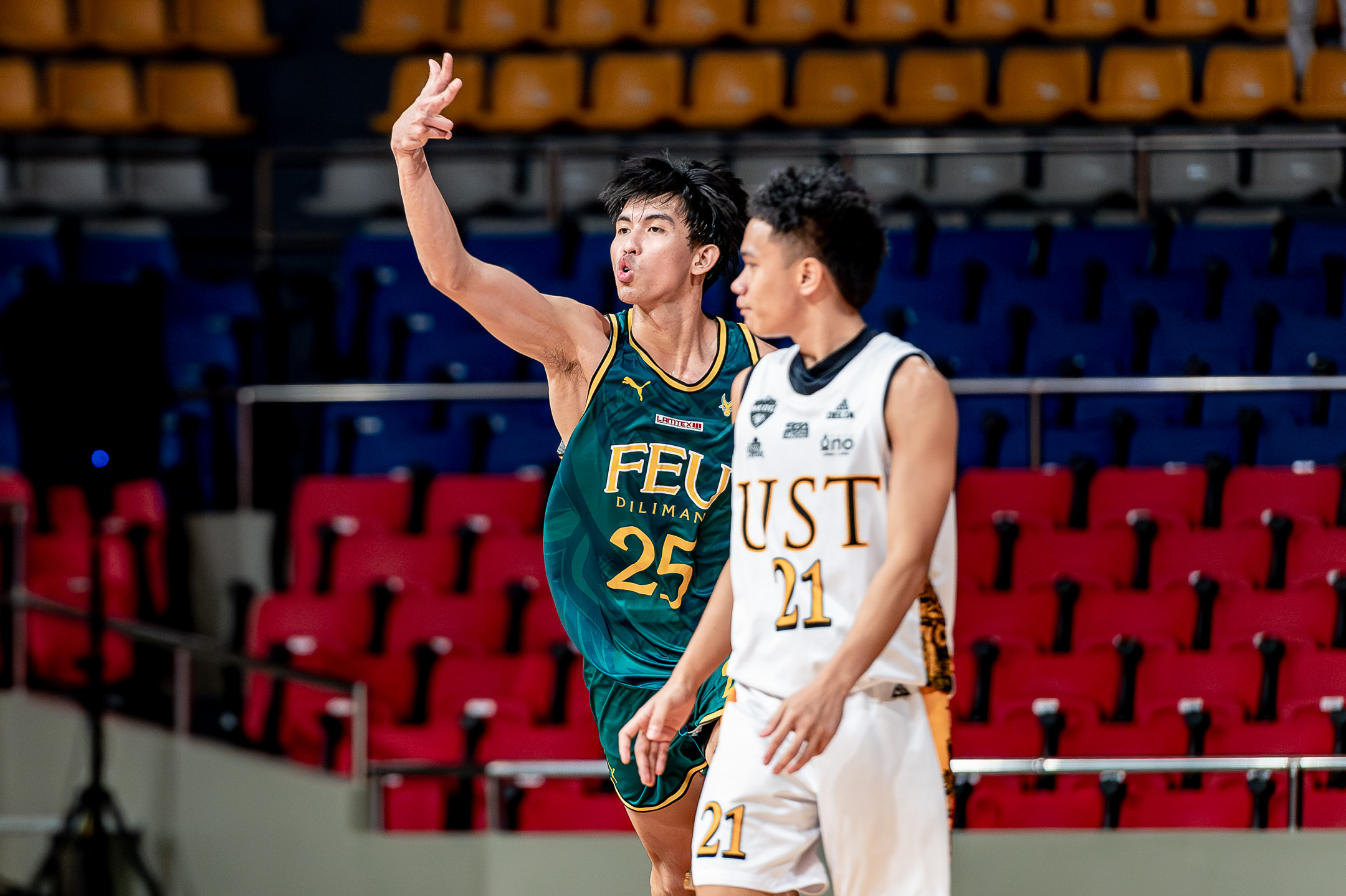 UAAP-S88-19U-BB-UST-vs.-FEU-D-Marc-Burgos-1144 FEU lands 6-7 Fil-Am guard Elias Gish Basketball FEU News UAAP - philippine sports news