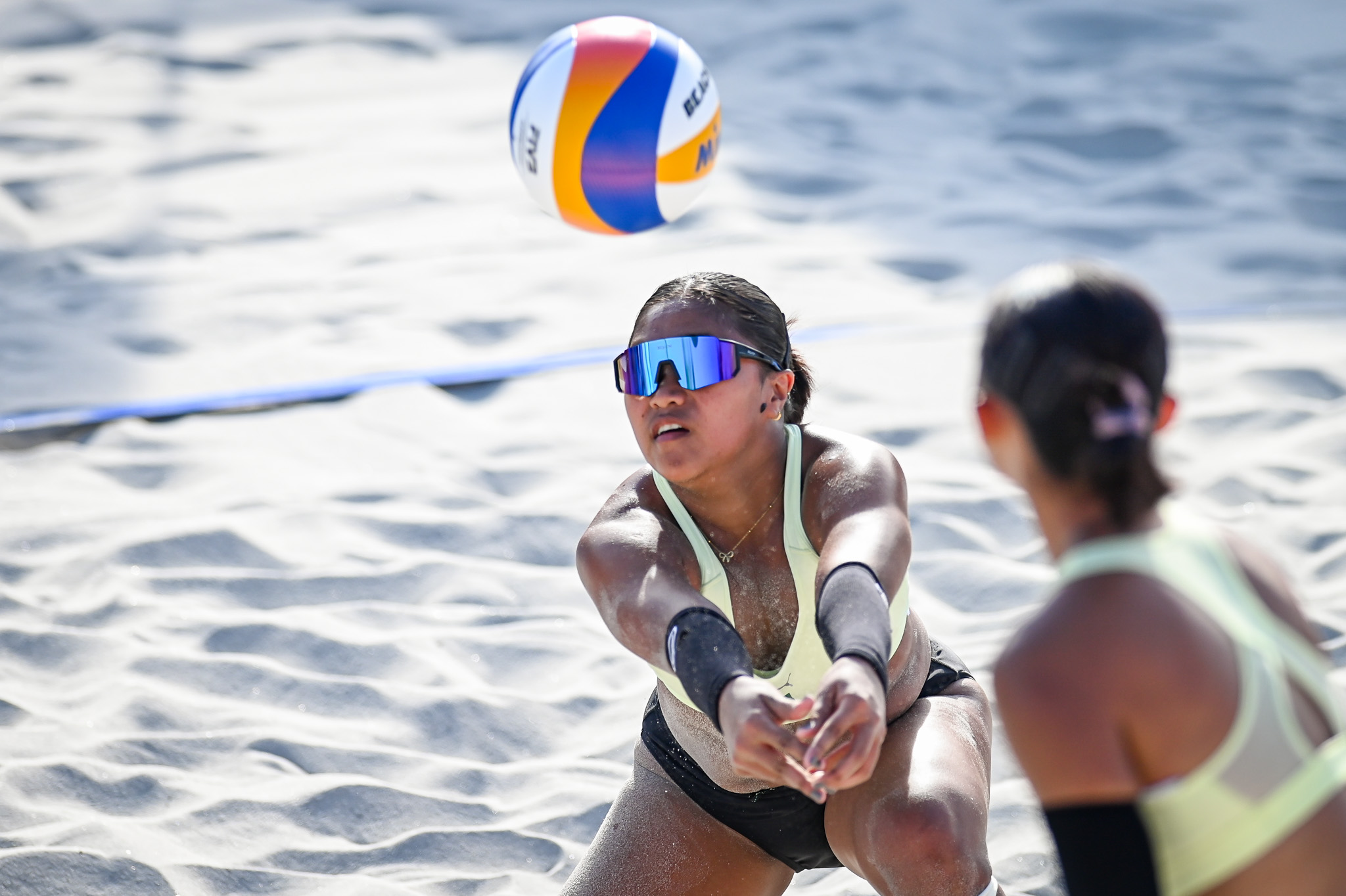 UAAP88-HSGBVB-PREMAYLON-FRANZ-1039 Adamson, NUNS, FEU-D secure UAAP Girls Beach Volley semis spots ADMU AdU Beach Volleyball DLSU FEU News NU UAAP UE UP UST - philippine sports news