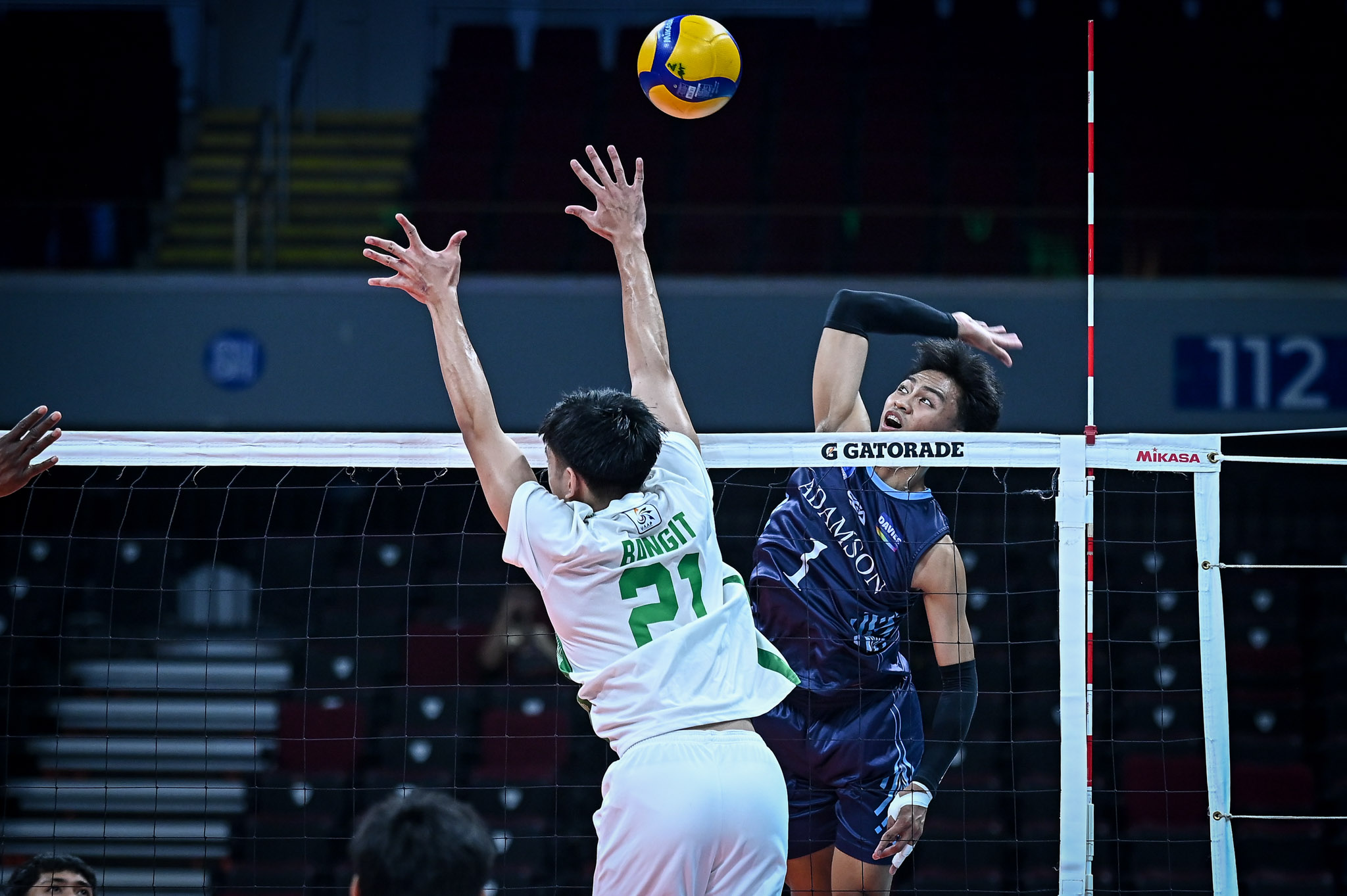 UAAP-88-MVB-DLSU-vs.-AdU-Joel-Menor-4526 Ousseini, Bangit lead La Salle to comeback win over Adamson in UAAP Men's Volleyball AdU DLSU News UAAP Volleyball - philippine sports news