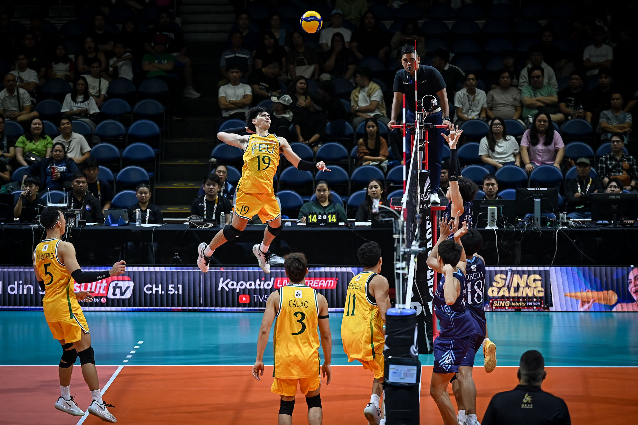 UAAP-88-MVB-FEU-vs.-AdU-Amet-Bituin-6516 FEU cruises past Adamson, remains unbeaten in UAAP Men's Volleyball AdU FEU News UAAP Volleyball - philippine sports news
