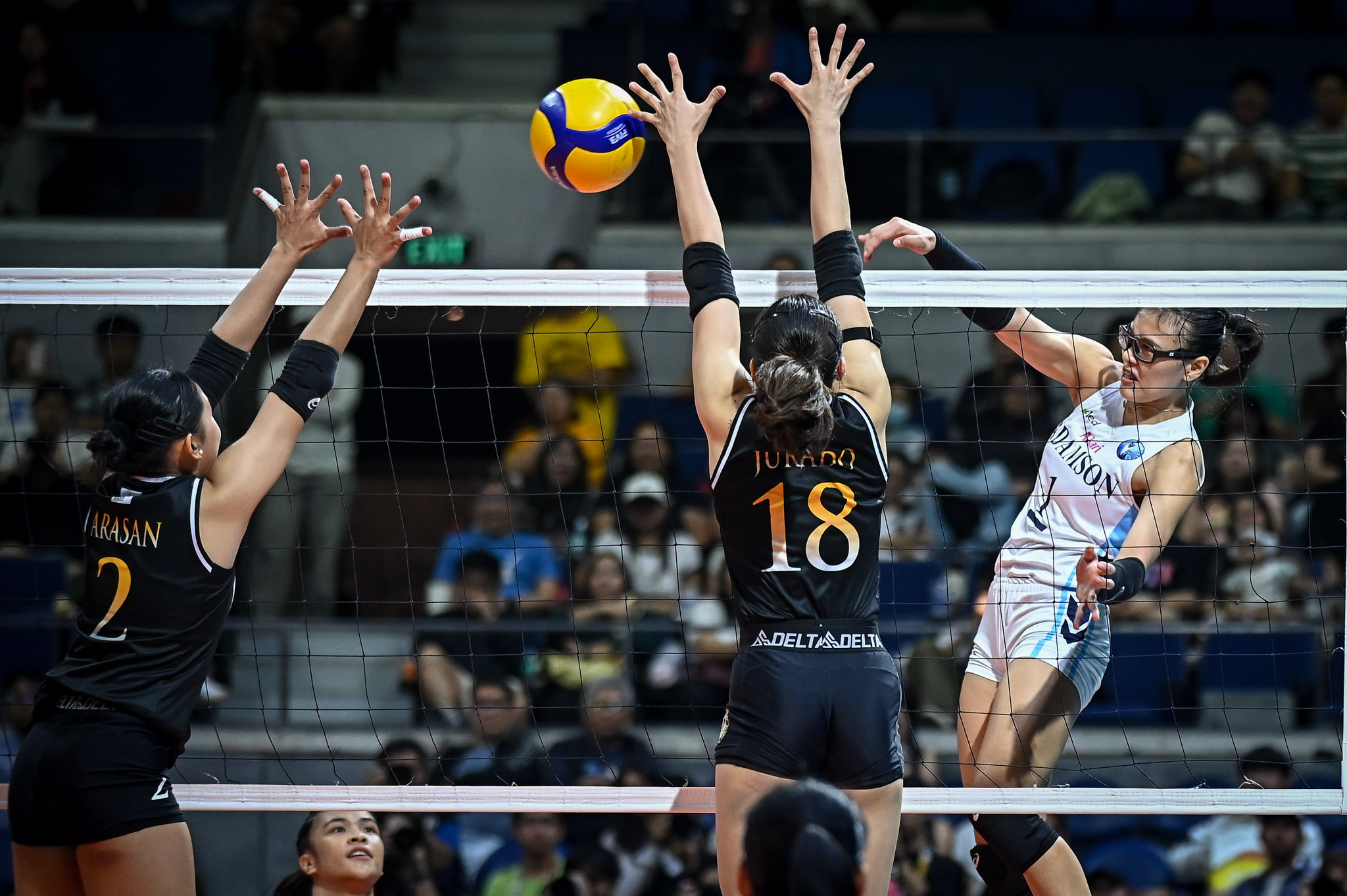 UAAP-88-WVB-AdU-vs.-UST-Shai-Nitura-2382 UAAP Women's Volleyball: Nitura, Mordi lead Adamson to shocking sweep of UST AdU News UAAP UST Volleyball - philippine sports news