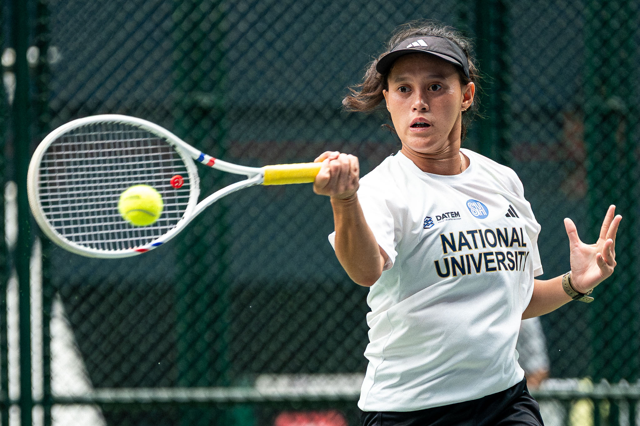 UAAP-S88-Lawn-Tennis-Elsie-Abarquez-02414 Maria Divinagracia delivers as UP nips La Salle, moves closer to UAAP Women's Tennis Finals berth ADMU DLSU News NU Tennis UAAP UP - philippine sports news
