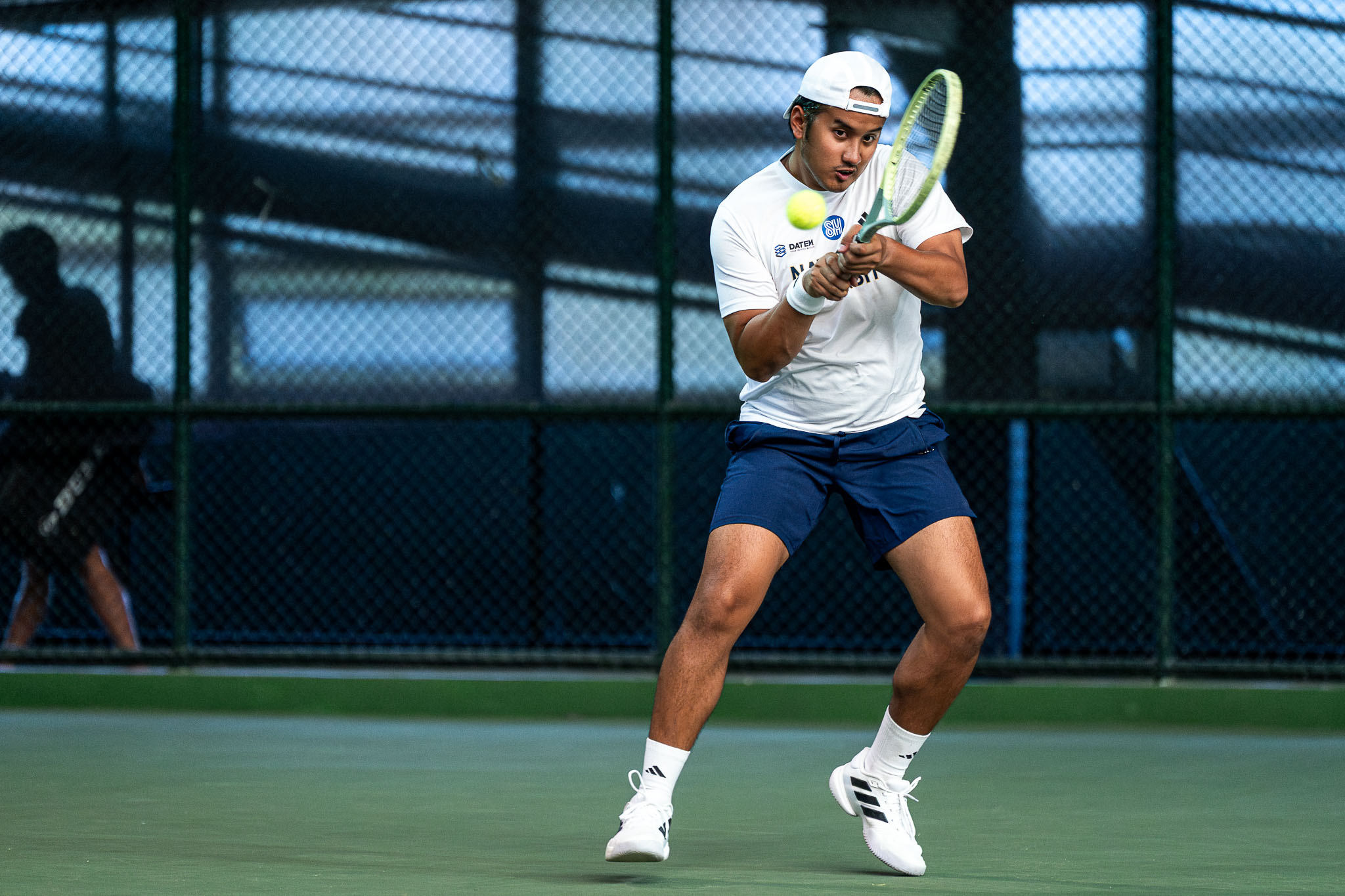 UAAP-S88-Lawn-Tennis-Miguel-Vicencio-02087 UP makes history with first-ever UAAP Men's Tennis twice-to-beat edge, tops UST ADMU DLSU News NU Tennis UAAP UE UP UST - philippine sports news