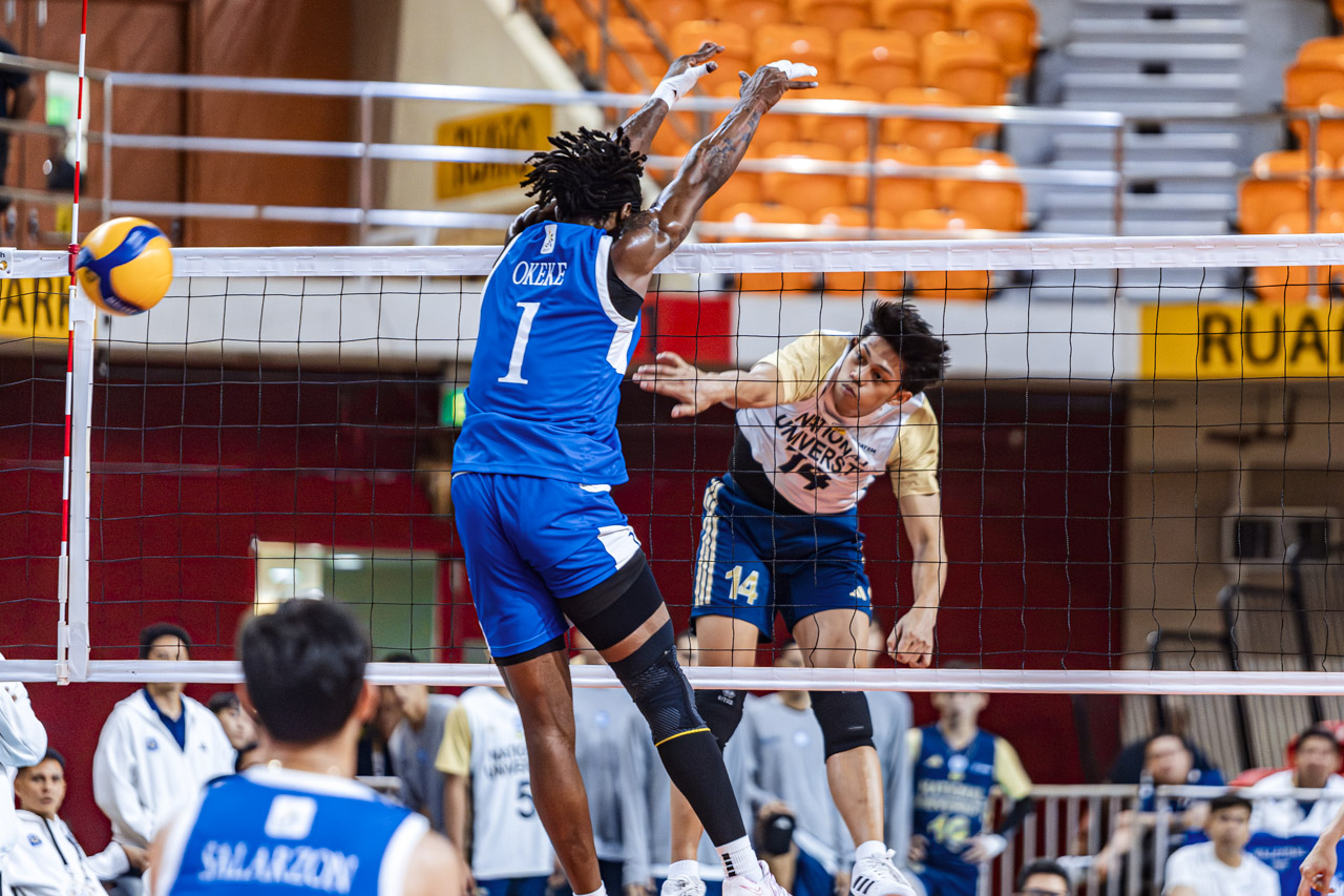 UAAP-S88-NU-vs-ADMU-Mens-Volleyball-Leo-Ordiales-2 NU outplays Ateneo in three close sets, moves closer to UAAP Men's Volleyball Final Four ADMU News NU UAAP Volleyball - philippine sports news