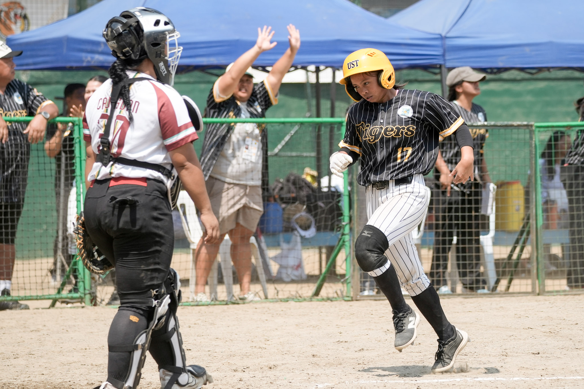 UAAP-S88-SOFTBALL-ZAFRA-RYZA-7969 UP ousts UST, sets up fourth straight UAAP Softball Finals vs Adamson News Softball UAAP UP UST - philippine sports news