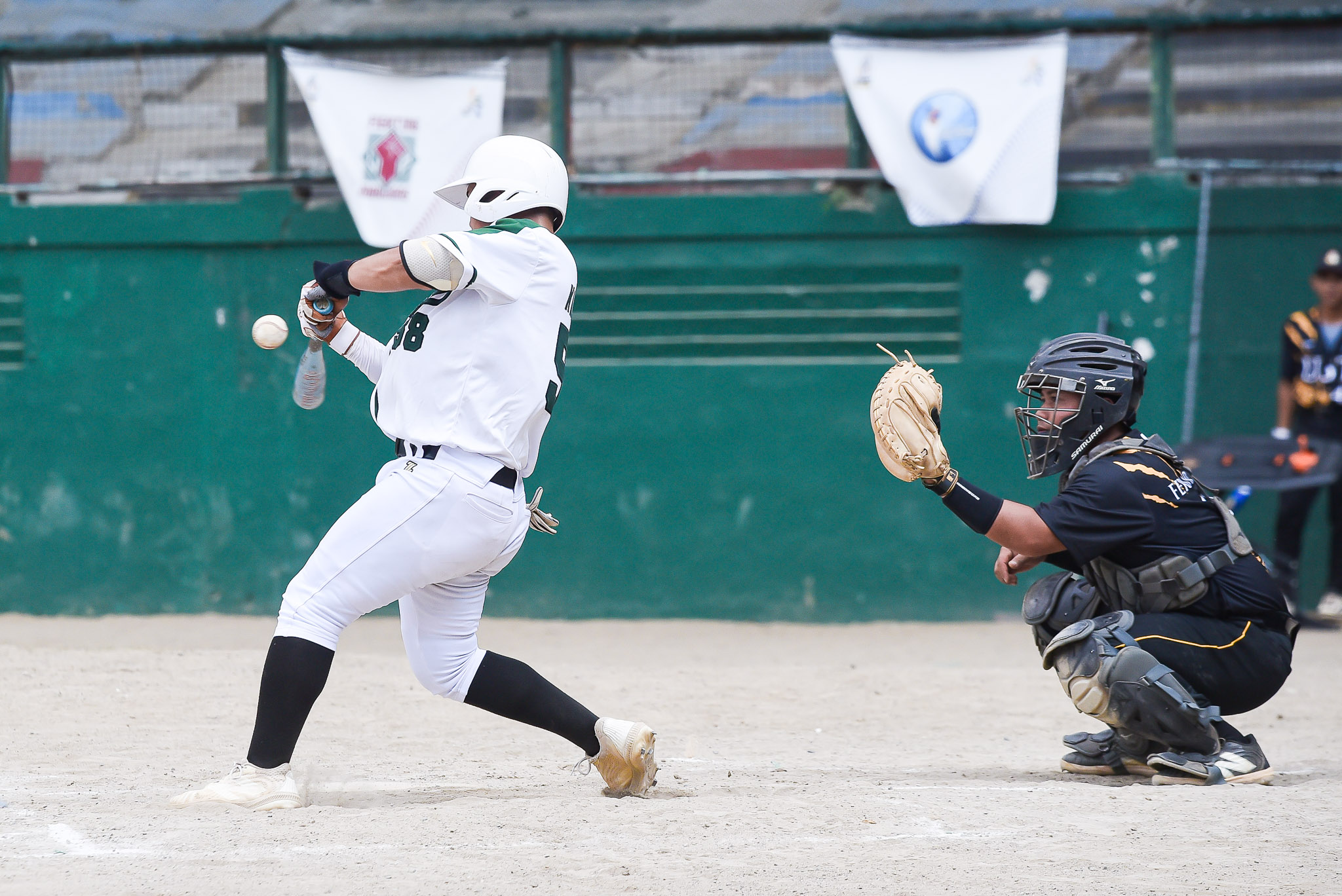 UAAP88-BASEBALL-DLSU-vs-UST-KAJIHARA-YUTA-5151 La Salle cruises to 10-run shutout over UST, secures UAAP Men's Baseball Final Four berth Baseball DLSU News UAAP UST - philippine sports news