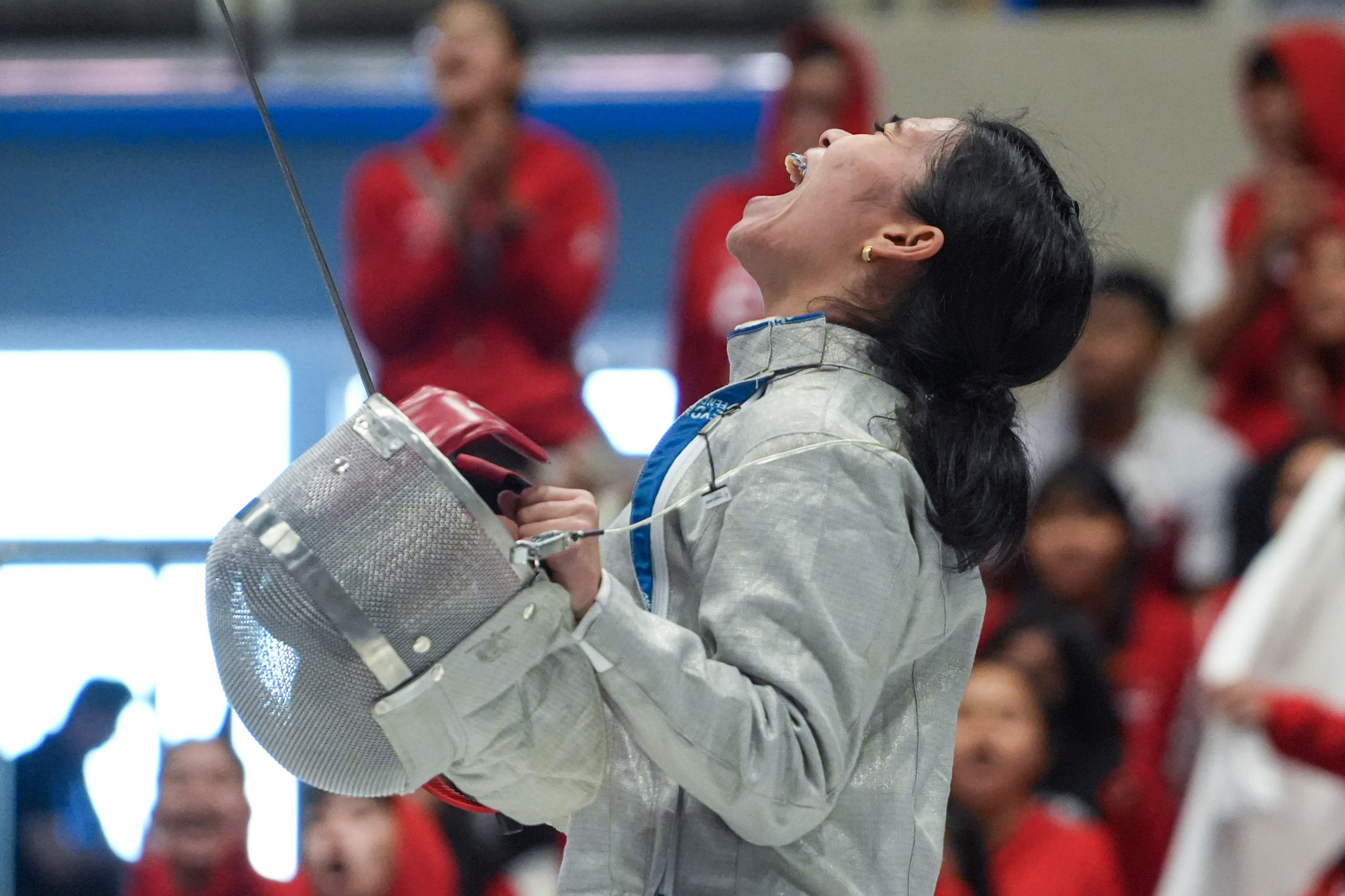 UAAP88-Fencing-Tournament_-Womens-Saber-Individual_-DALMACIO-Queen-09027 Bittersweet Gold: Queen Dalmacio bids UE farewell as champion Fencing News UAAP UE - philippine sports news