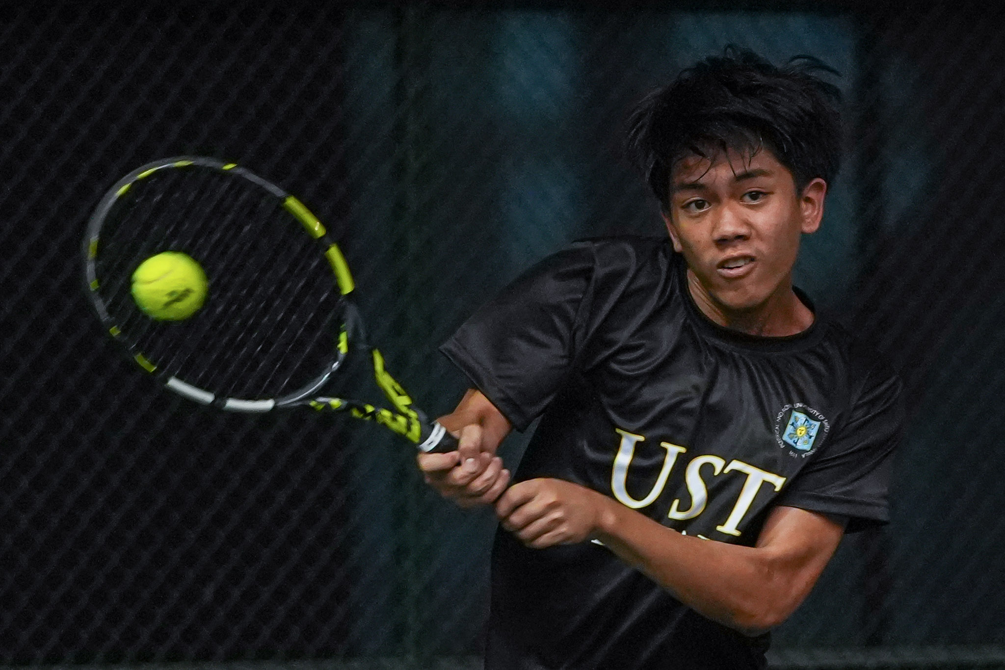 UAAP88-Tennis-Boys_-UST-vs-Southridge_-BAJE-Rastan-09147 UE, NUNS sweep foes to open UAAP Boys Tennis team event ADMU DLSU News NU Tennis UAAP UE UST - philippine sports news