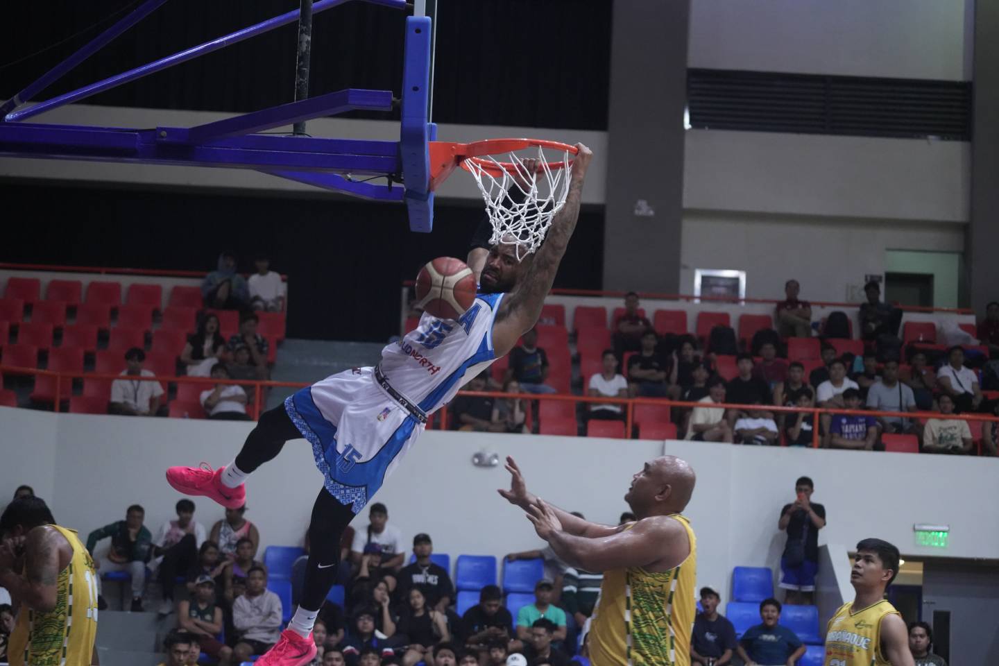 DJ Fenner sparks Abra debut blowout as Weavers open MPBL title defense in style