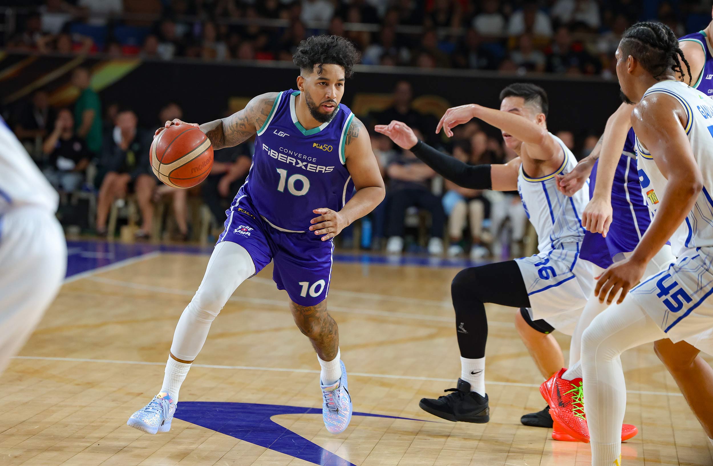 2026-PBA-Commissioners-Cup-Converge-vs-TNT-Mikey-Williams-2 Mikey Williams embraces reunion moment with TNT Basketball News PBA - philippine sports news
