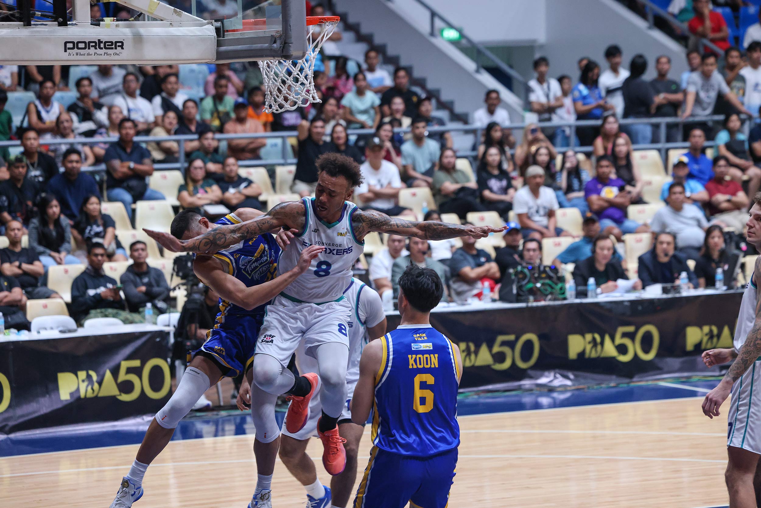 2026-PBA-Commissioners-Cup-Magnolia-vs-Converge-Calvin-Abueva LA Tenorio says he was just giving Calvin Abueva 'brotherly advice' during heated exchange Basketball News PBA - philippine sports news
