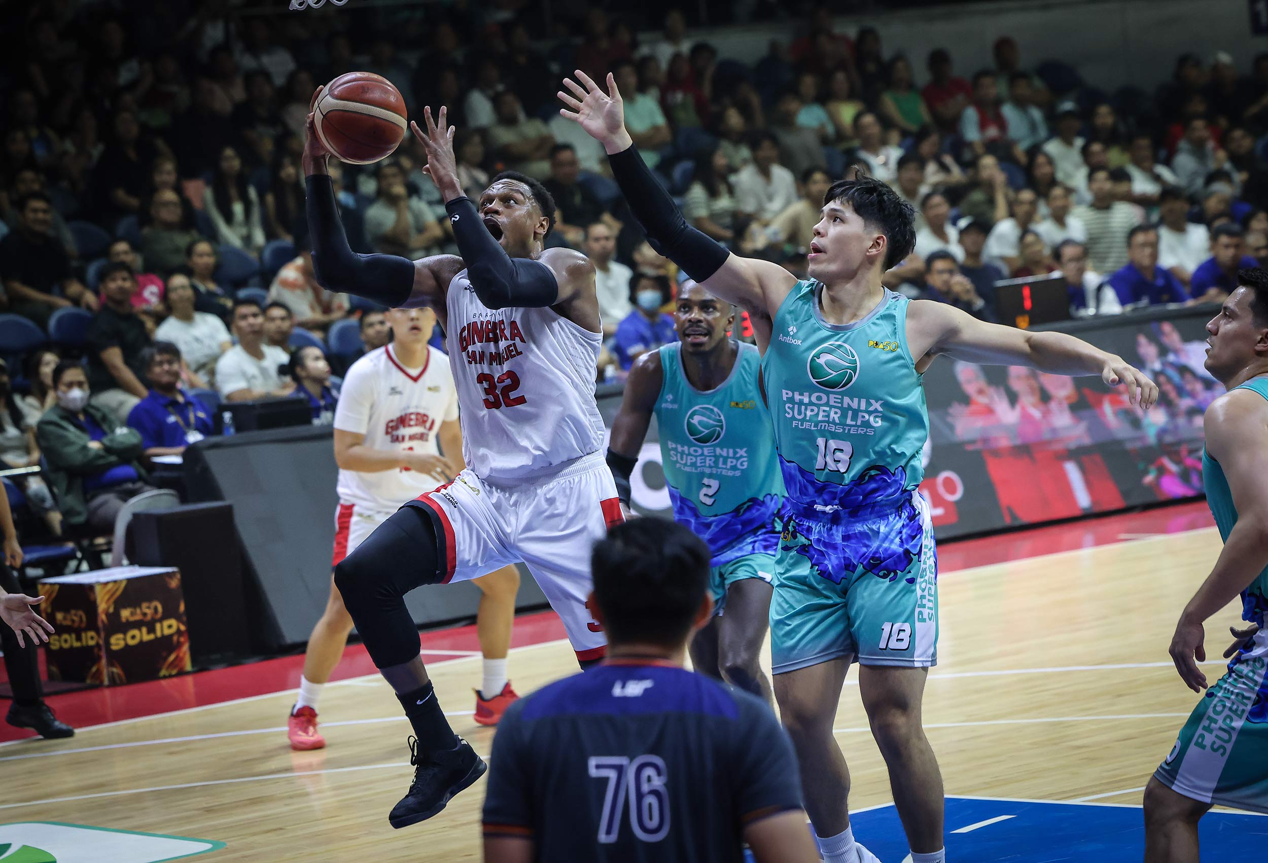 2026-PBA-Commissioners-Cup-Phoenix-vs-Ginebra-Justin-Brownlee-vs-James-Dickey-1 TNT, Ginebra look to stay hot against struggling foes Basketball News PBA - philippine sports news