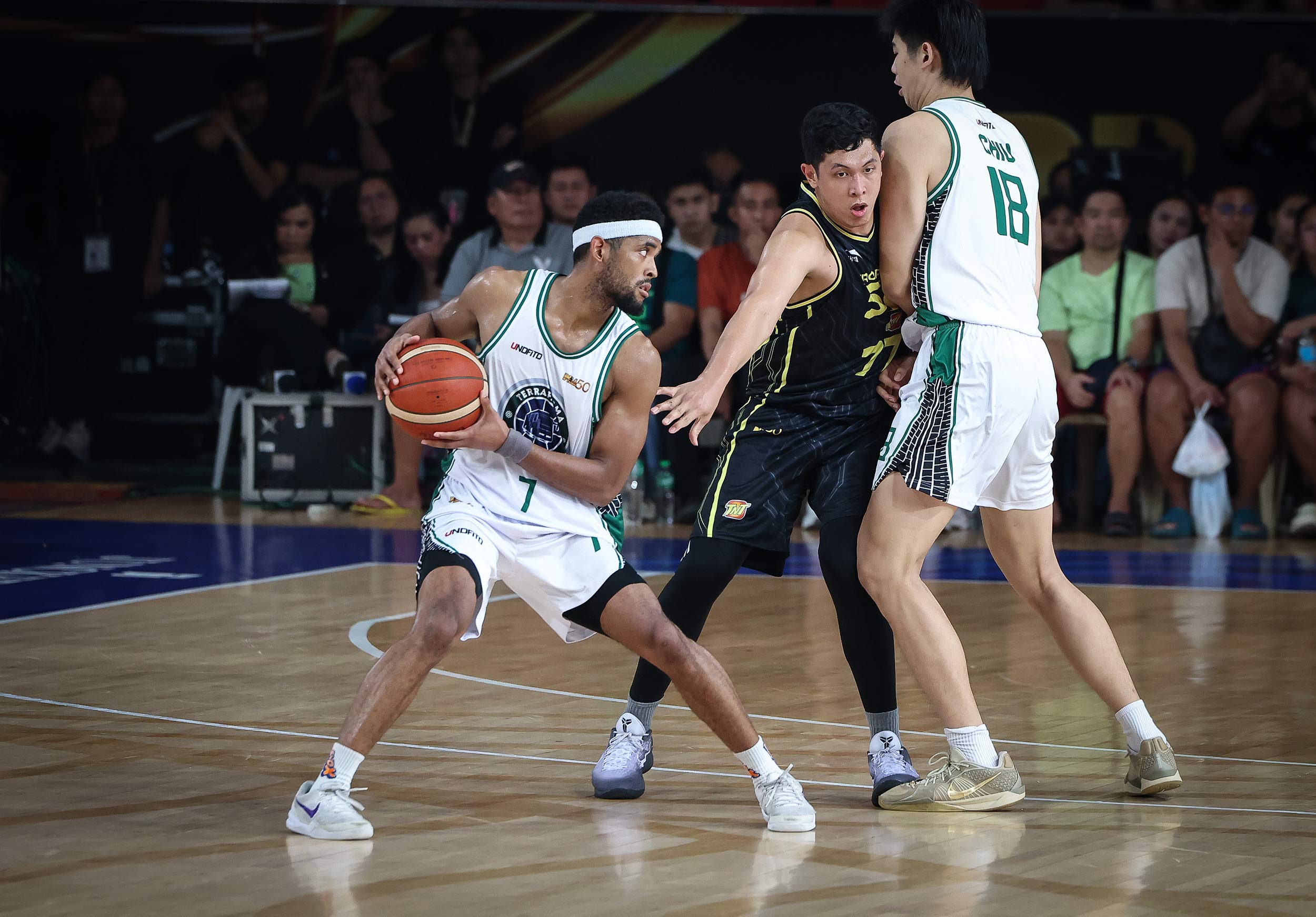 2026-PBA-Commissioners-Cup-TNT-vs-Terrafirma-Jerrick-Ahanmisi TNT back on track in PBA Comm's Cup as Bol Bol, Oftana lead rout of Terrafirma Basketball News PBA - philippine sports news