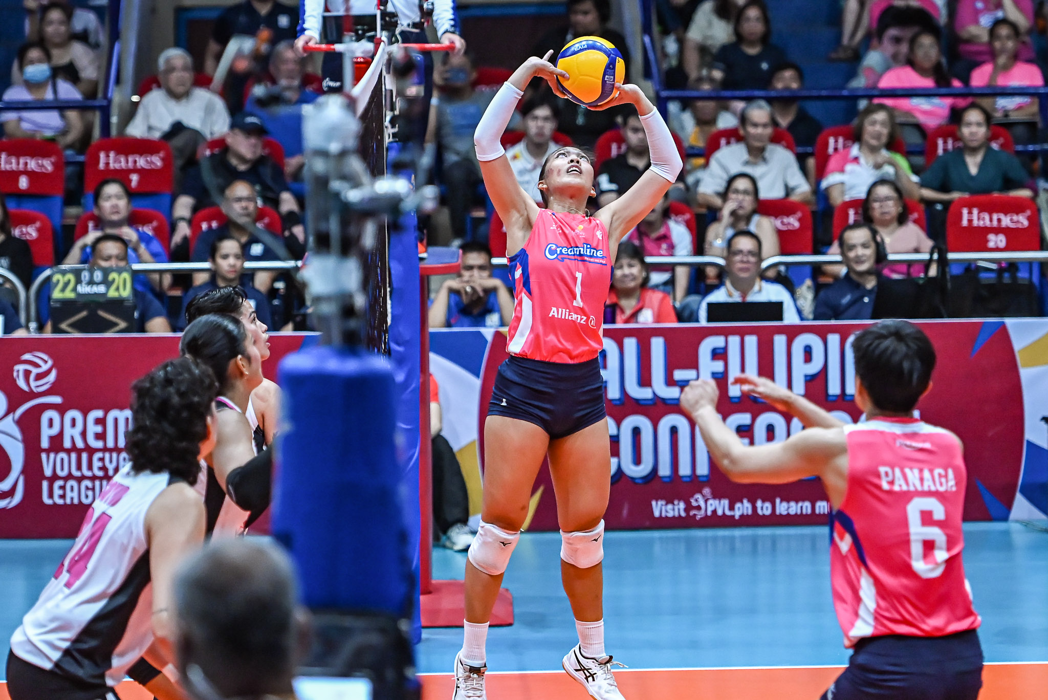 Creamline punches last ticket to PVL semis, eliminates Akari