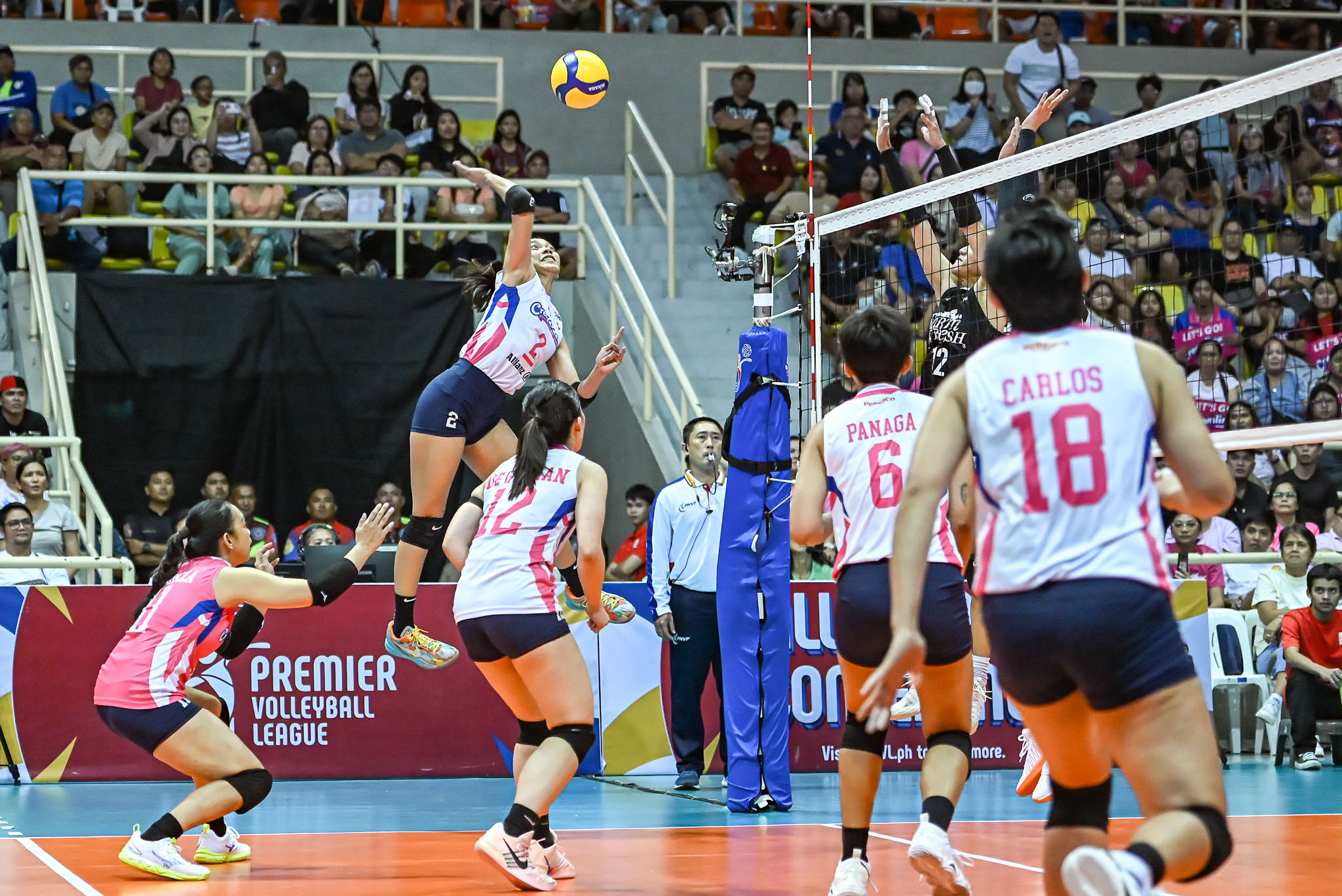 Creamline, Farm Fresh battle for last PVL Finals spot