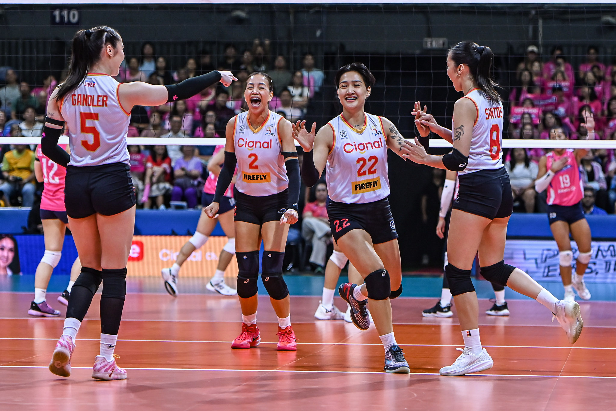 PVL-AFC-Finals-G1-Creamline-vs.-Cignal-1835 Cignal faces uphill climb as Creamline enters PVL Game 2 as heavy favorite News PVL Volleyball - philippine sports news