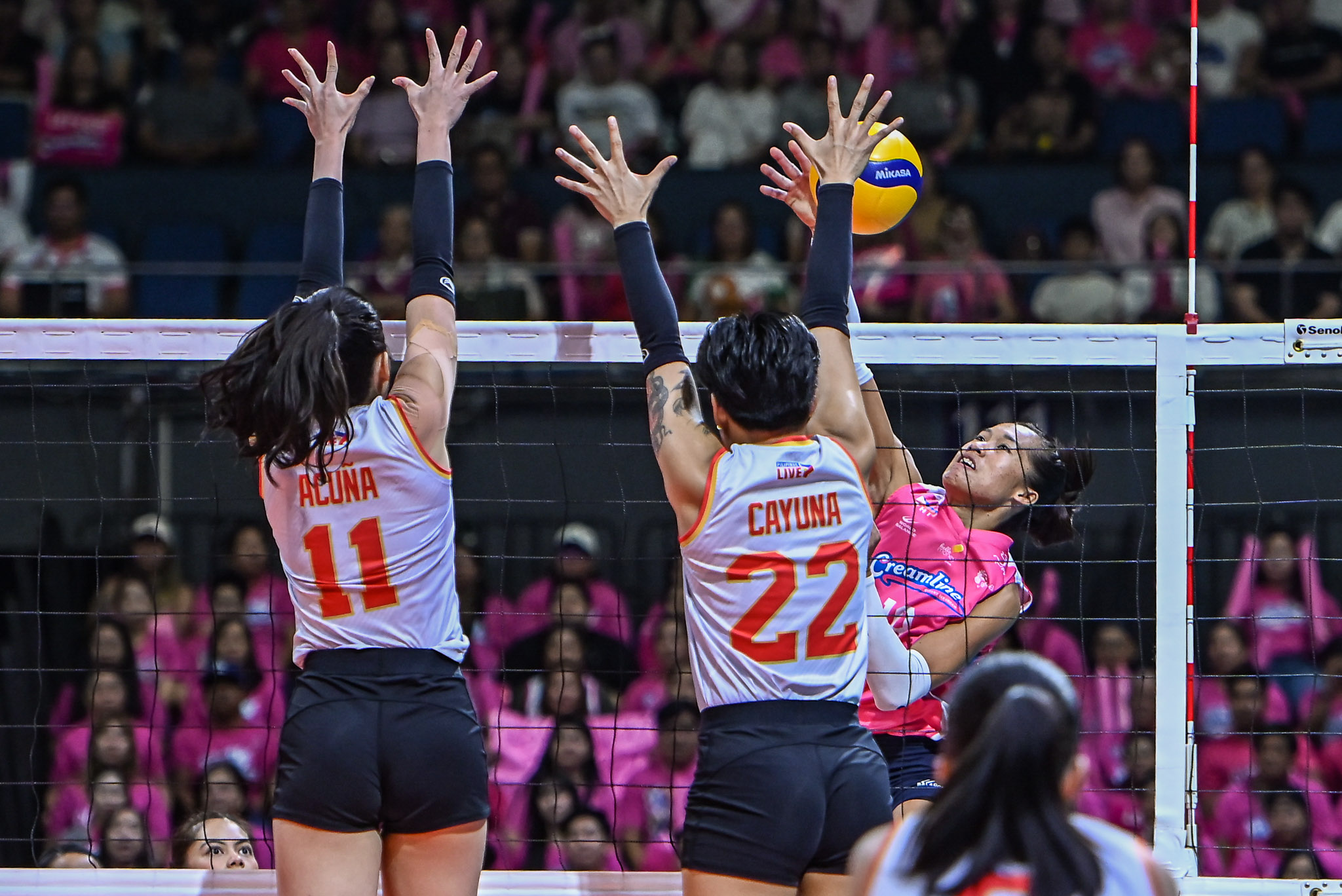 PVL-AFC-Finals-G1-Creamline-vs.-Cignal-Bernadeth-Pons-1705 Bernadeth Pons warns Creamline against complacency ahead of potential title-clinching Game 2 News PVL Volleyball - philippine sports news