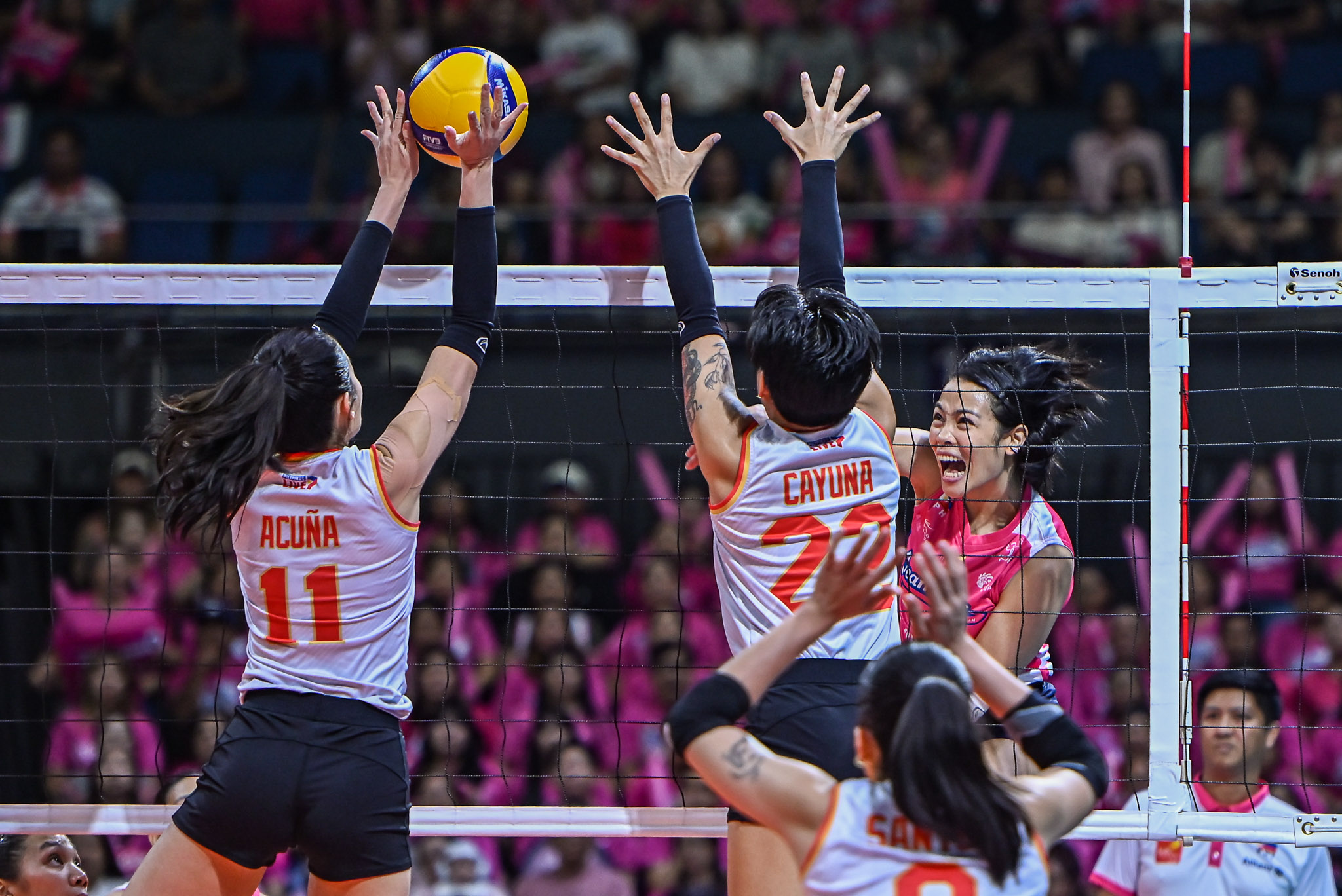 Creamline dominates Cignal in straight sets, nears PVL All-Filipino title