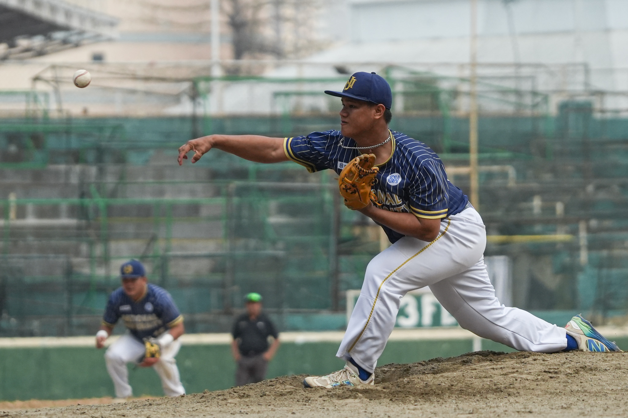 UAAP88-Baseball-Finals_-DLSU-vs-NU_-ESPINA-06726 NU forces UAAP Men's Baseball decider, routs La Salle to keep 'three-peat' bid alive Uncategorized - philippine sports news