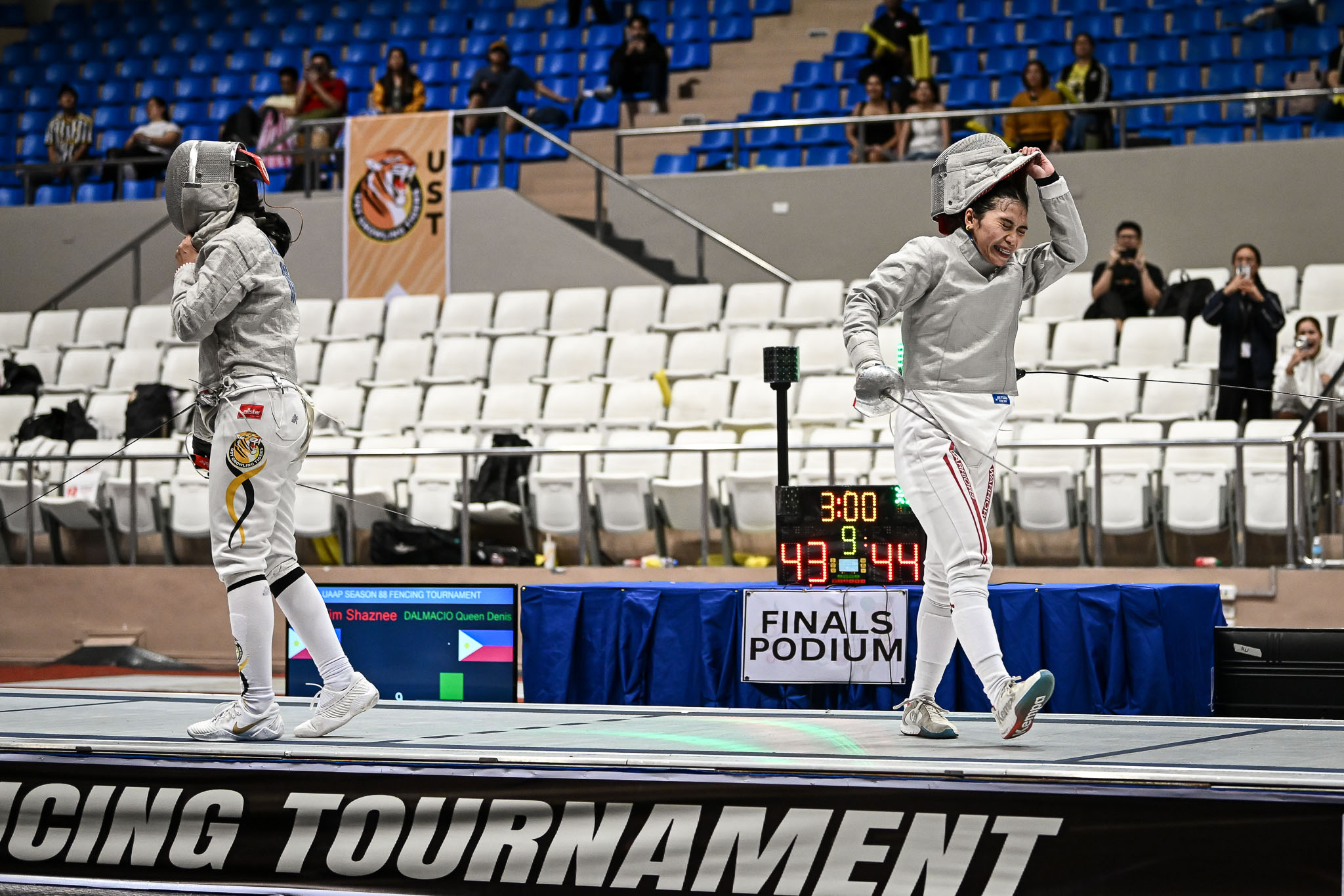 UAAP88-Fencing-DALMACIO-Queen-Denise-4296 Bittersweet Gold: Queen Dalmacio bids UE farewell as champion Fencing News UAAP UE - philippine sports news