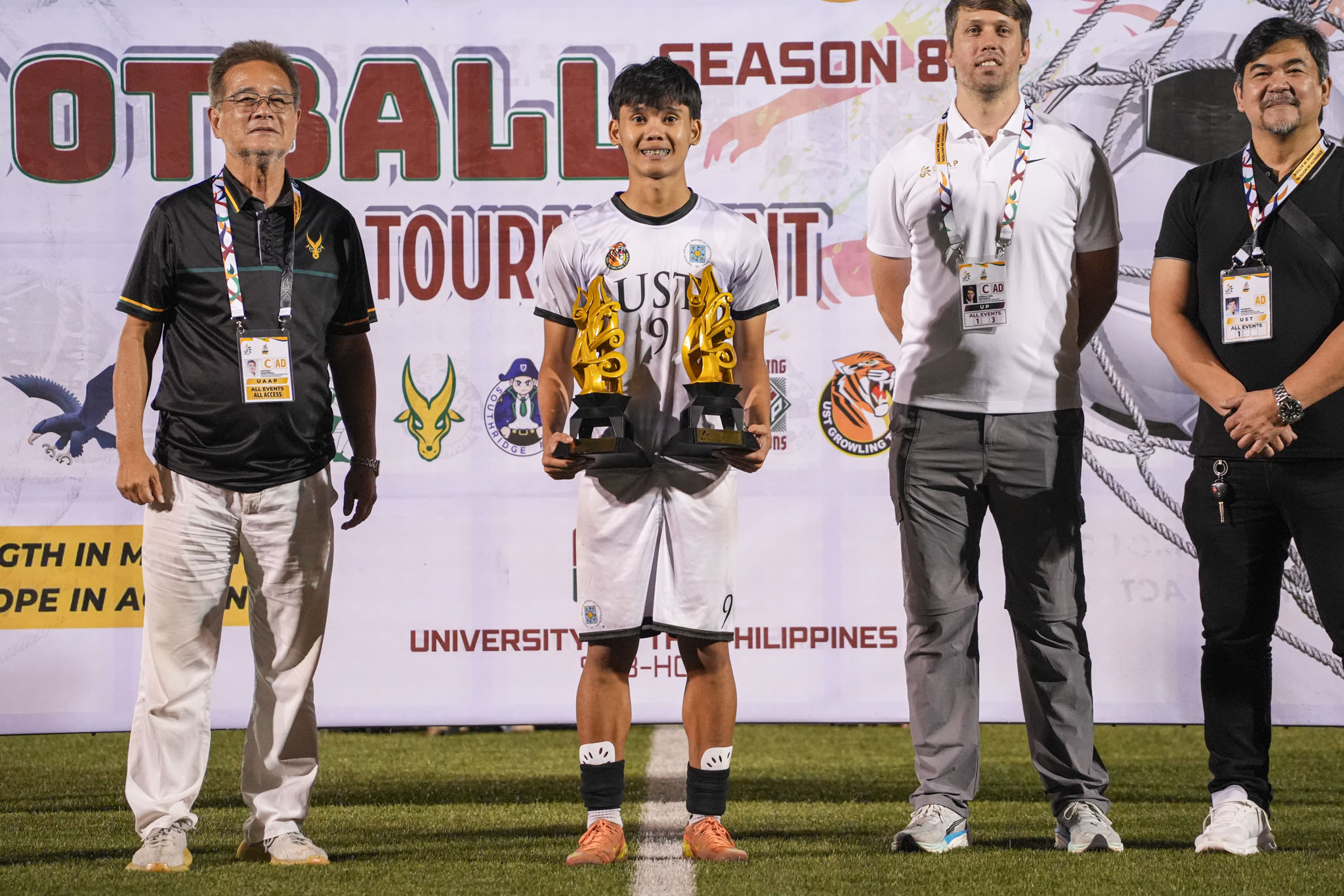UAAP88-HS-Football-Finals_-Awarding_-Striker-Golden-Boot_-Argos-Alingalan-05853 UAAP Boys' Golden Boot winner Argos Alingalan commits to La Salle DLSU Football News UAAP - philippine sports news