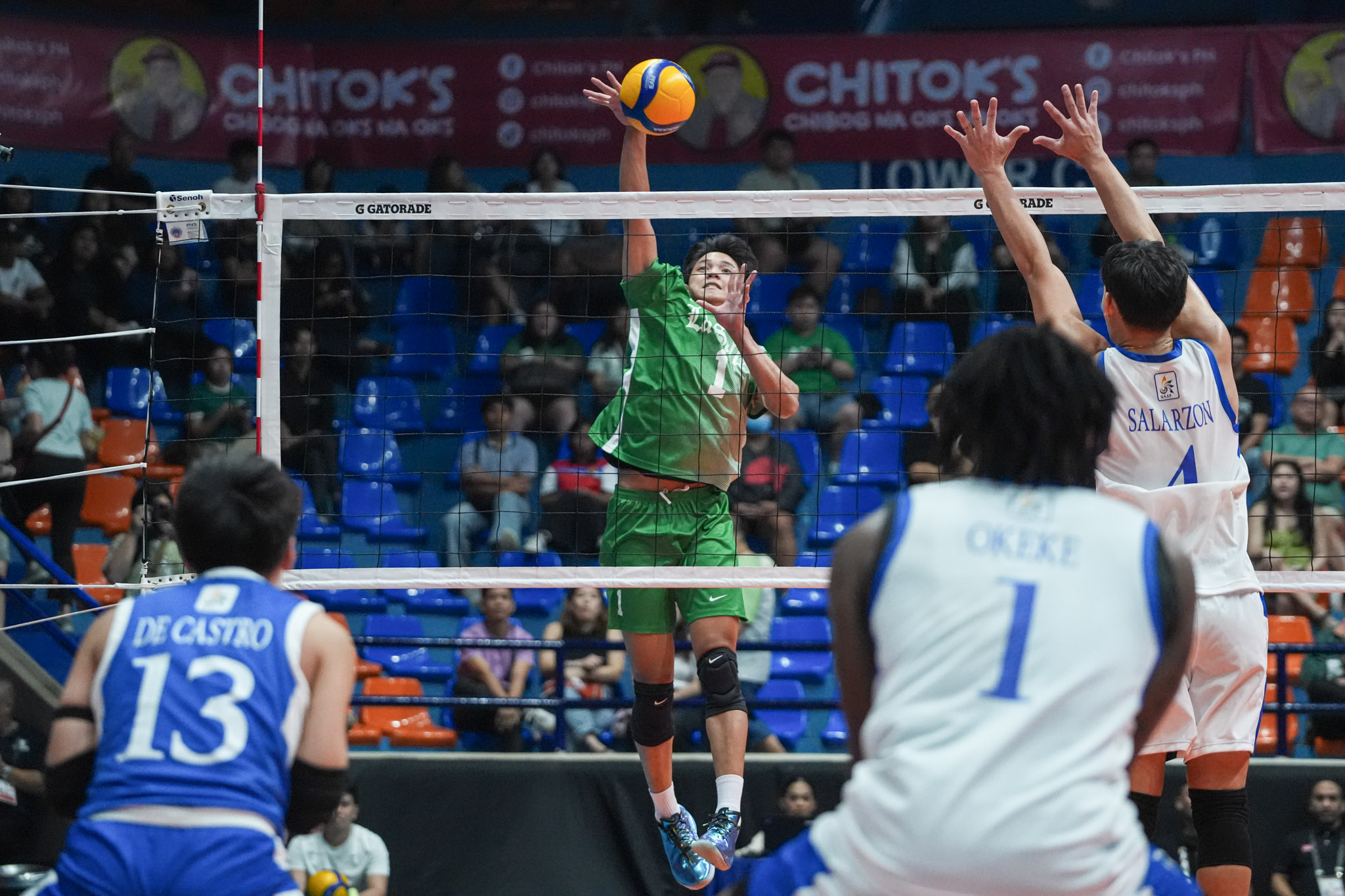 UAAP88-MVB-ADMU-vs-DLSU_-MENDOZA-Uriel-06343 Ateneo survives La Salle in straight sets, strengthens hold on UAAP Men's Volleyball Final Four race ADMU DLSU News UAAP Volleyball - philippine sports news