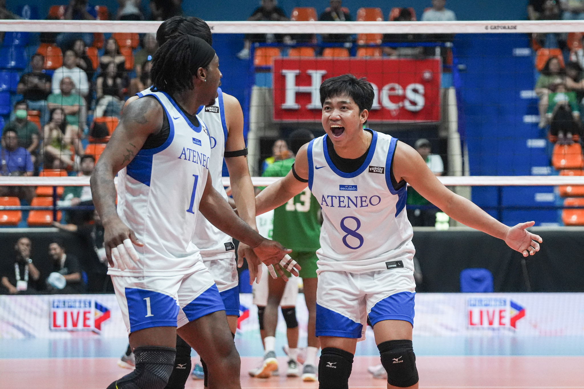 UAAP88-MVB-ADMU-vs-DLSU_-PACINIO-Amil-06365 Ateneo survives La Salle in straight sets, strengthens hold on UAAP Men's Volleyball Final Four race ADMU DLSU News UAAP Volleyball - philippine sports news
