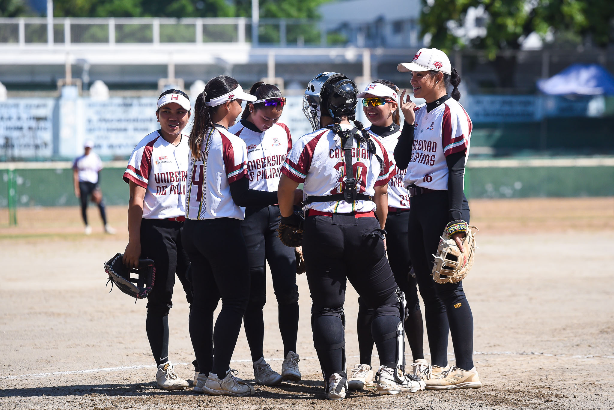 UAAP88-SOFTBALL-UP-vs-ADU-UP-0154 Glory Alonzo shuts down UP as Adamson nears 13th straight UAAP Softball title AdU News Softball UAAP UP - philippine sports news
