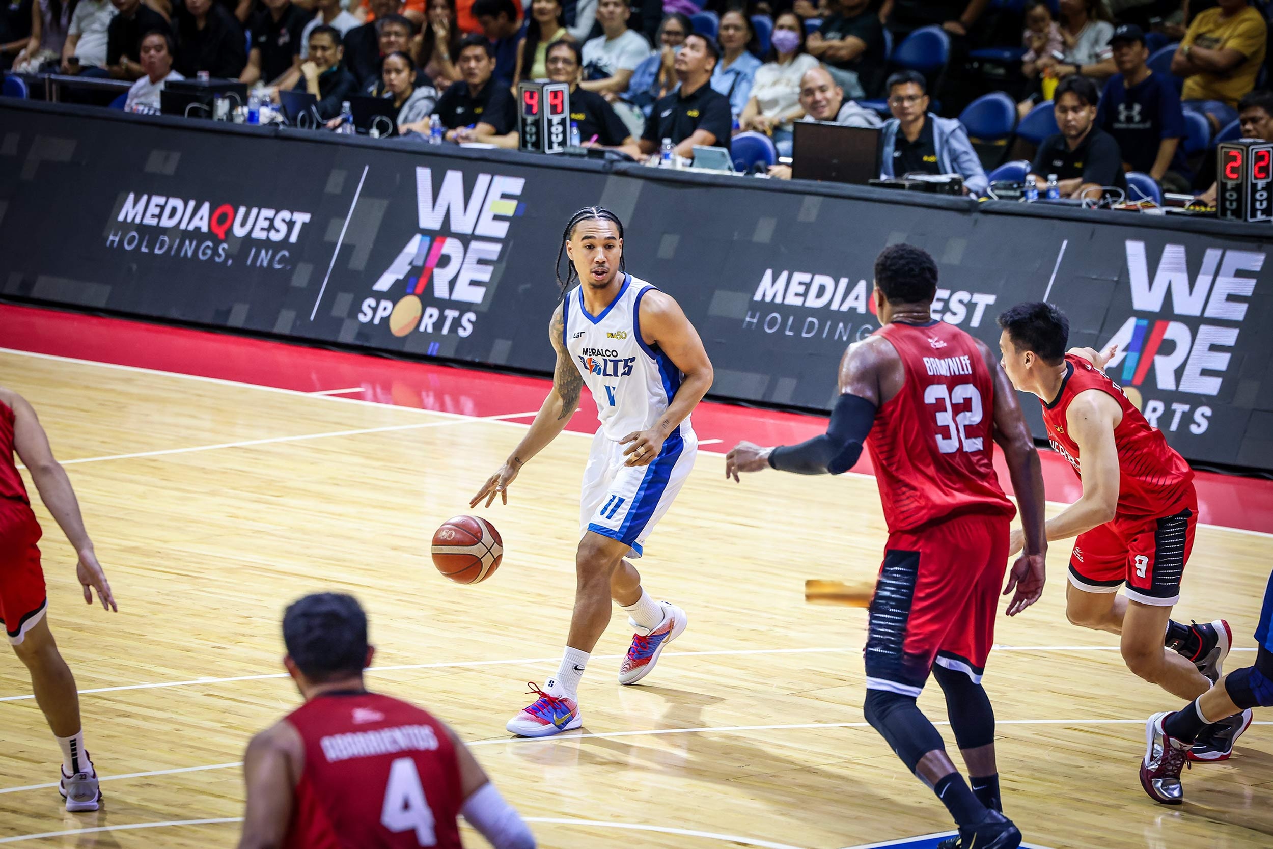 Chris Newsome honors Gilas with custom Nike Sabrina 3 colorway
