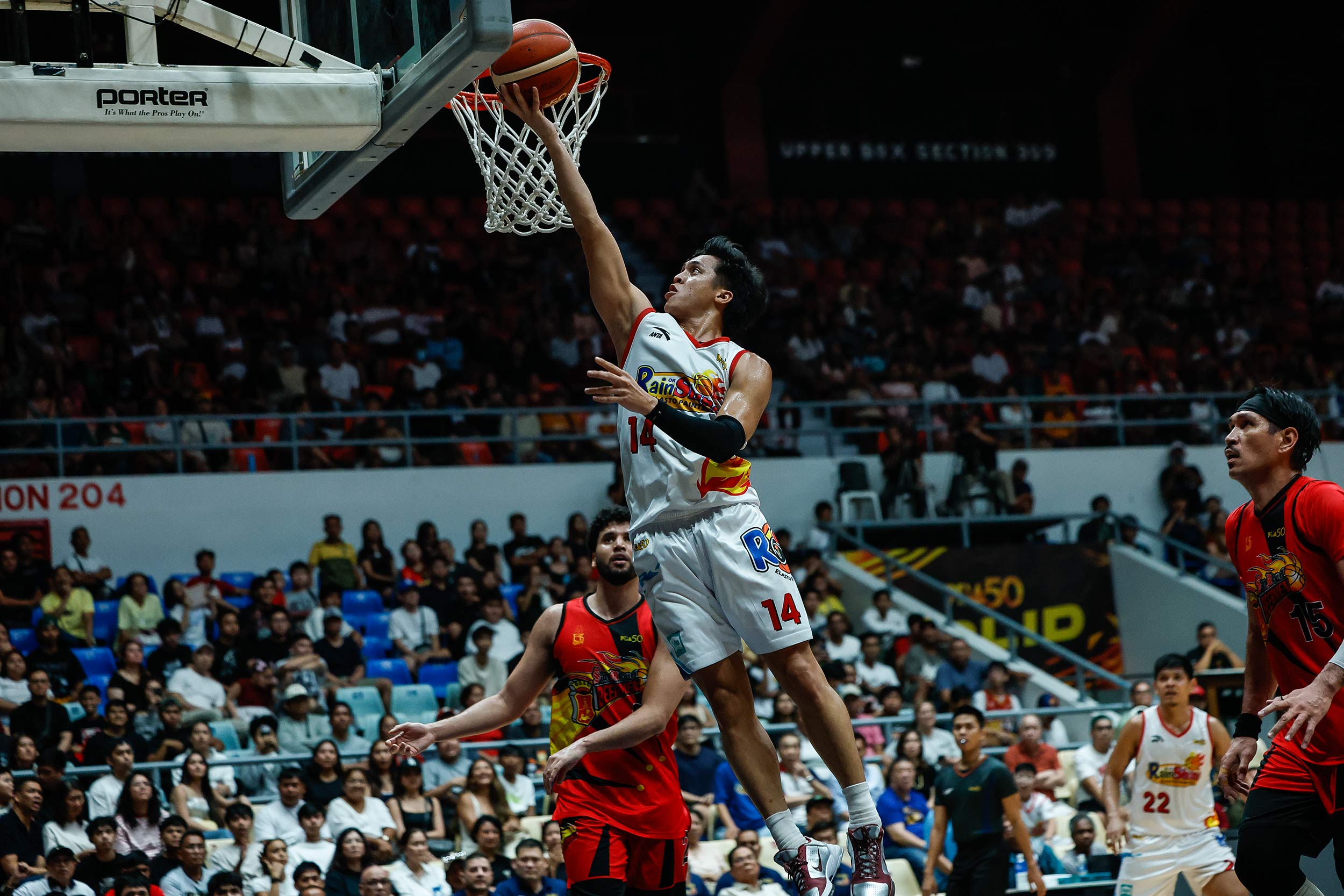 With Bella Belen in attendance, Andrei Caracut says teammates fueled standout performance