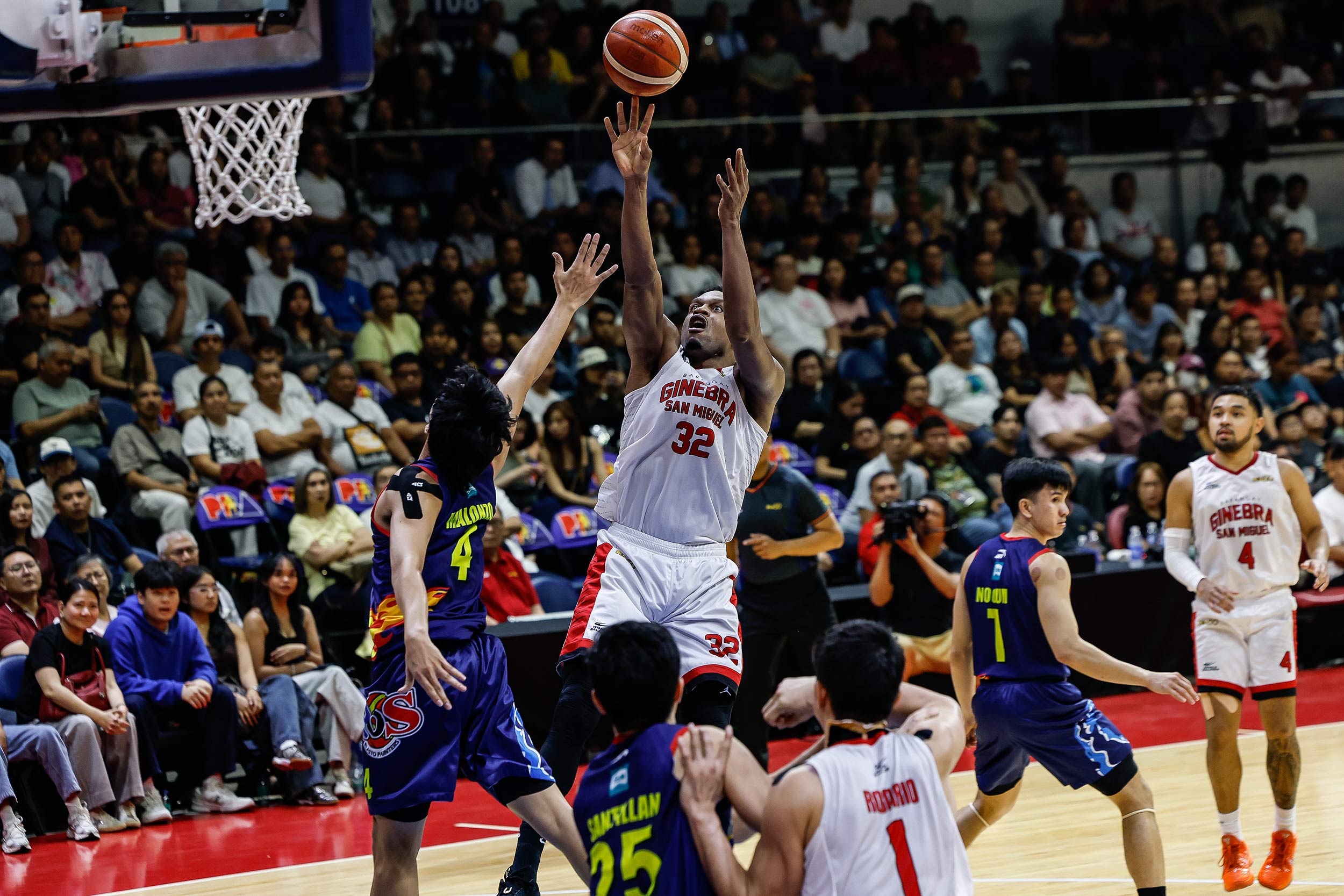 2026-PBA-Commissioners-Cup-SF4-Ginebra-vs-Rain-or-Shine-Justin-Brownlee Longtime friends McCullough, Brownlee ready for unforgettable Finals duel Basketball News PBA - philippine sports news