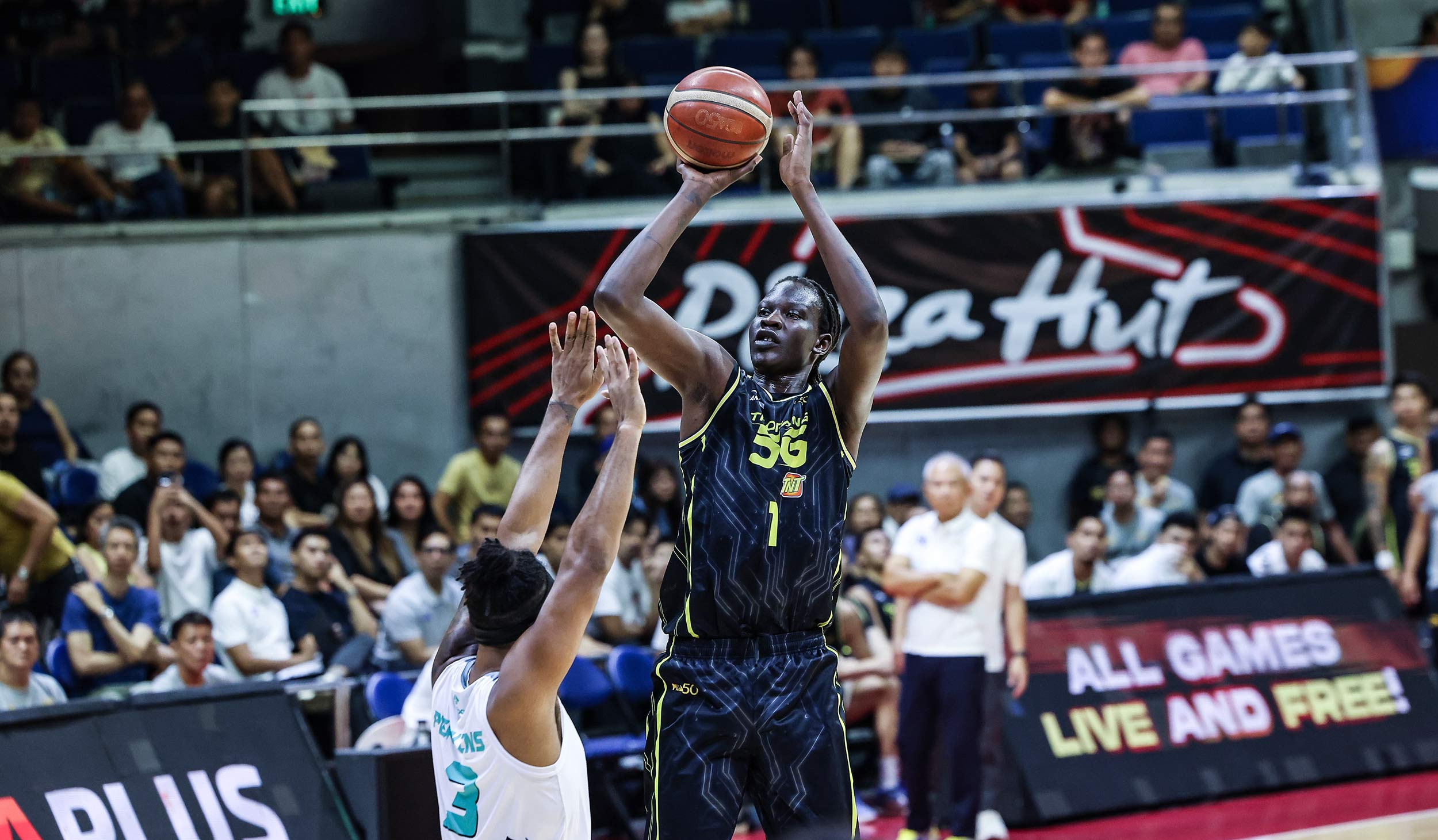 2026-PBA-Commissioners-Cup-TNT-vs-Phoenix-Bol-Bol Tyler Tio plays hero as Phoenix edges TNT, nears PBA quarters berth Basketball News PBA - philippine sports news