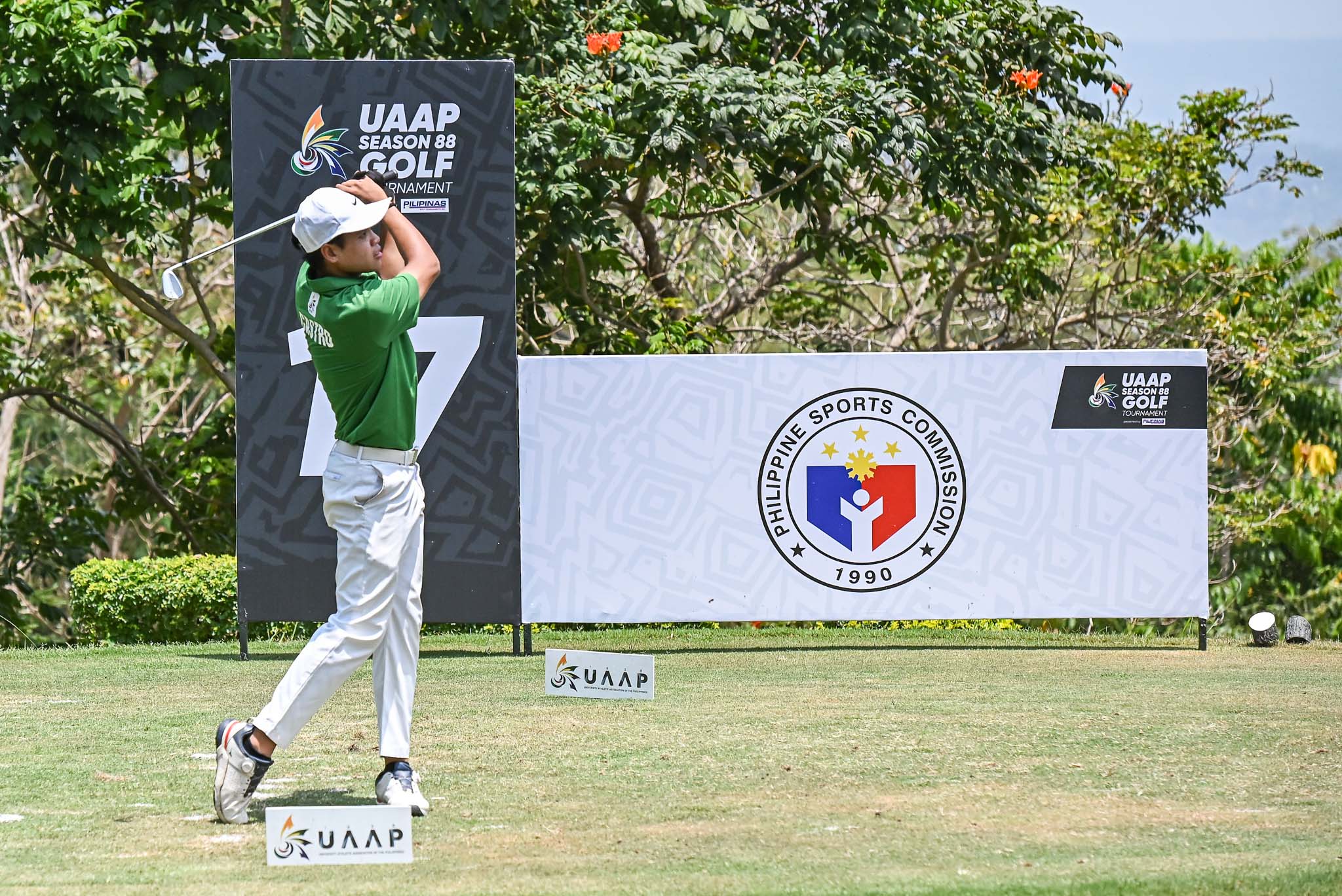 UAAP-88-Mens-Golf-Zach-Castro-6291 La Salle takes control as Perry Bucay, Jill Lua lead UAAP Golf surge ADMU AdU DLSU Golf News UAAP UP UST - philippine sports news