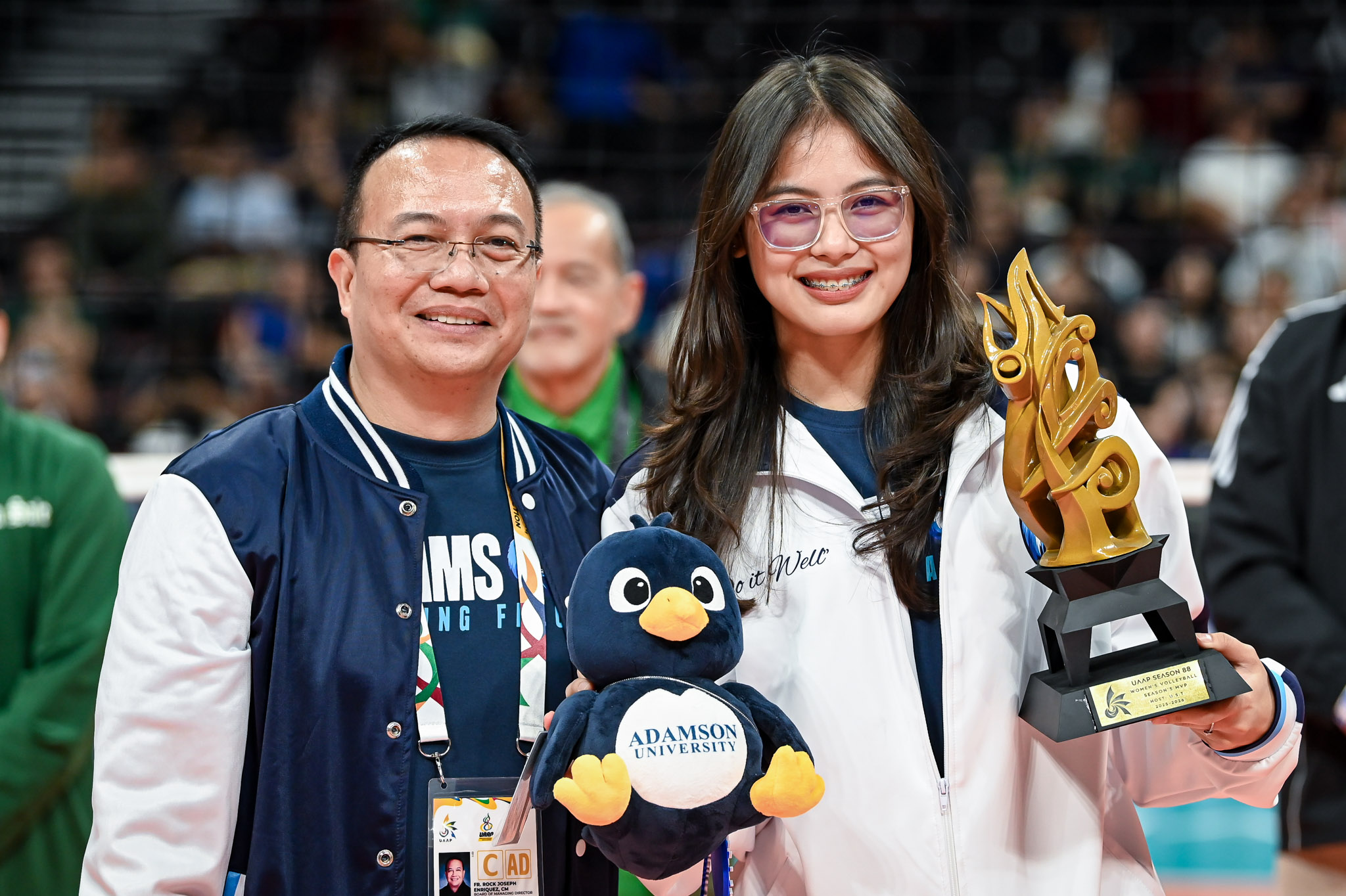 Adamson’s first-ever UAAP Women’s Volleyball MVP Shaina Nitura hauls awards
