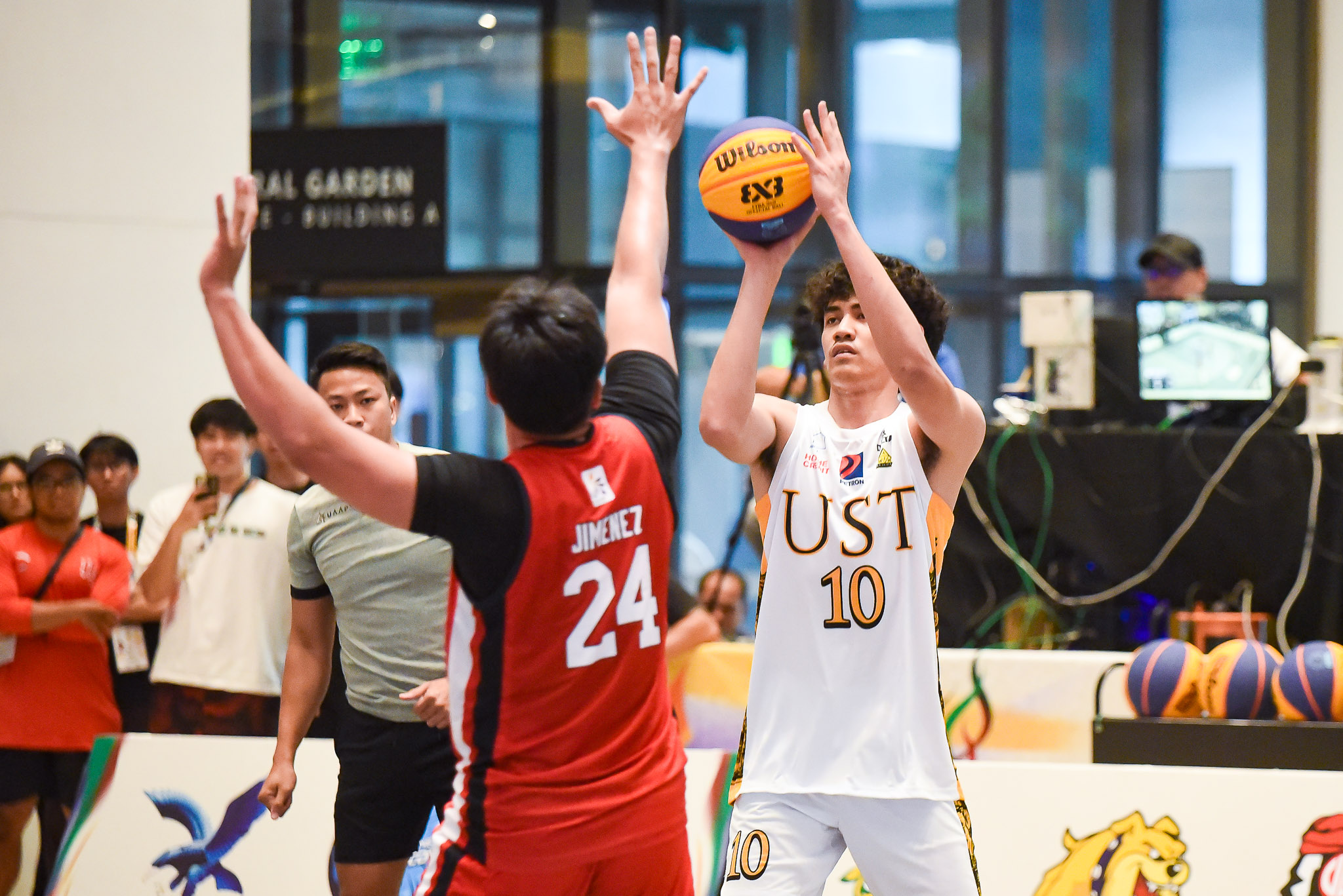 UAAP88-3X3-MENS-Gelo-Crisostomo-4354 Luis Pablo perfect as La Salle dismantles Ateneo in UAAP Men's 3x3 clash 3x3 Basketball ADMU AdU DLSU FEU News NU UAAP UE UP UST - philippine sports news