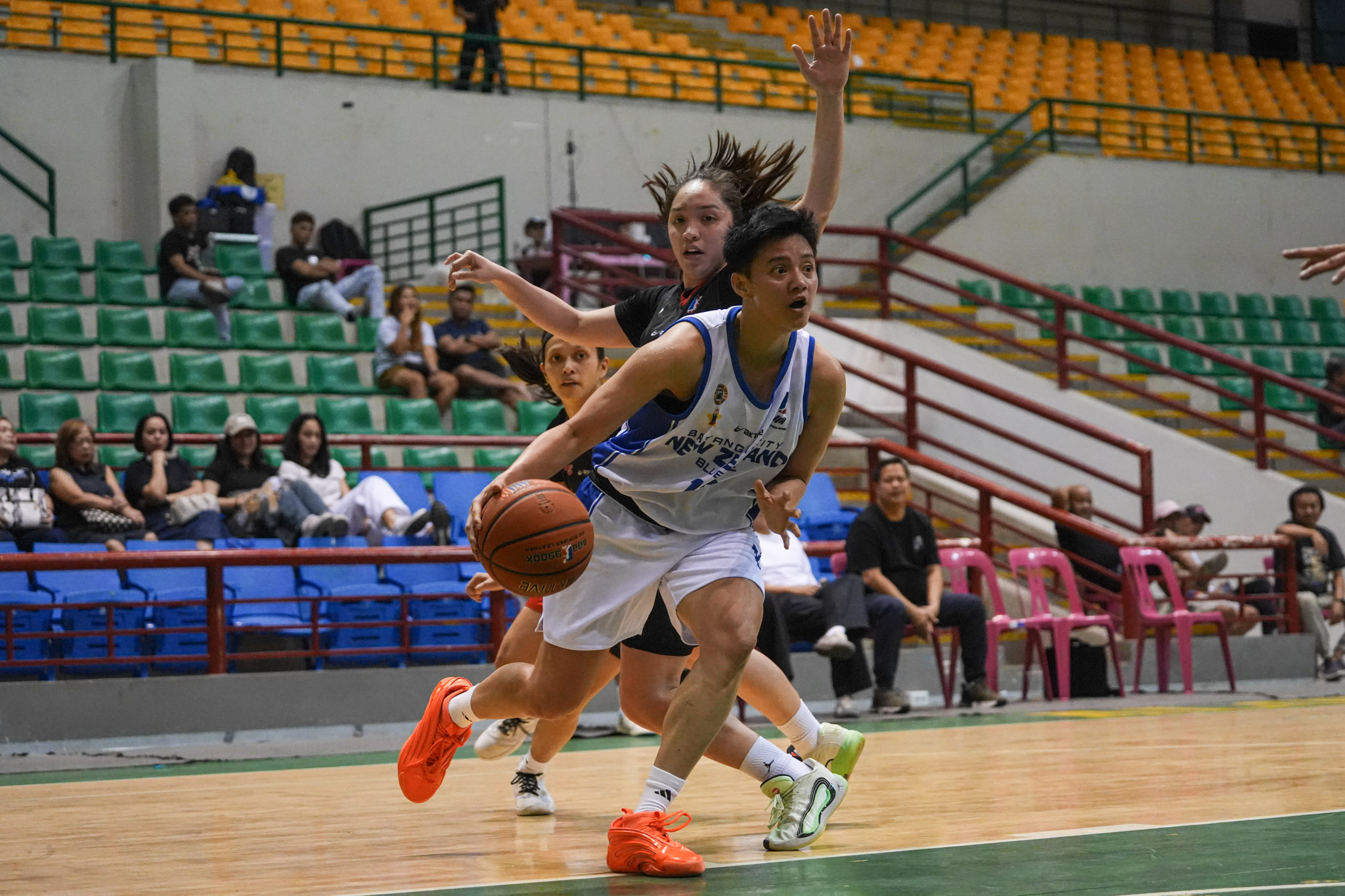 WMPBL-2nd-Reg-Season_-Batangas-vs-Queenpin_-BERNARDINO-Afril-09651 Jil Talas erupts as Batangas-NZ Bluefire routs Pasig to close WMPBL first round in 2nd Basketball News WMPBL - philippine sports news